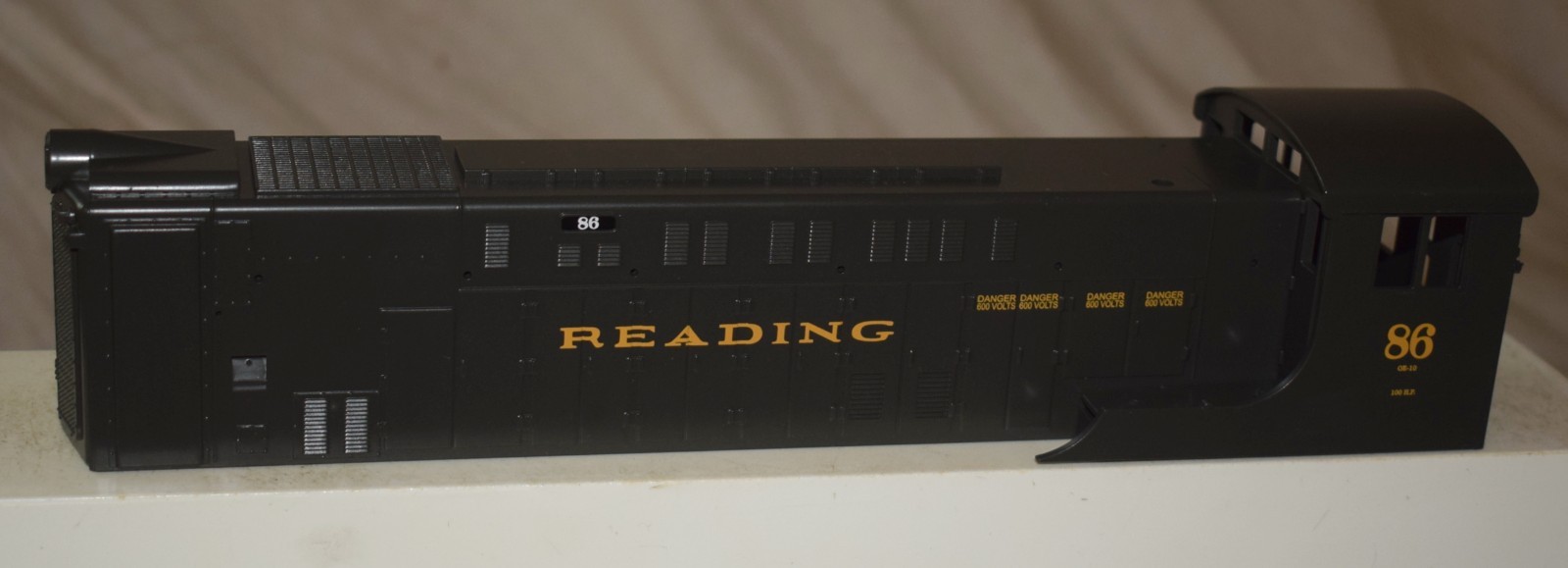 MTH VO-1000 Diesel Locomotive Shell Reading RDG #86 – O Gauge Sample
