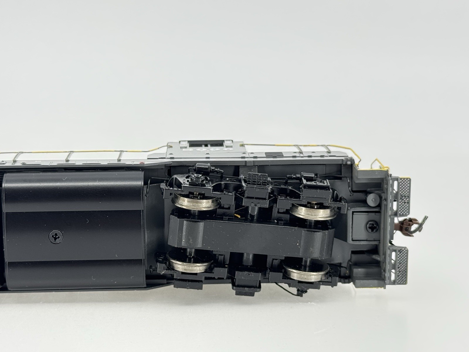 HO Athearn Genesis G62428 New York Central GP9 Diesel Locomotive NYC #5996