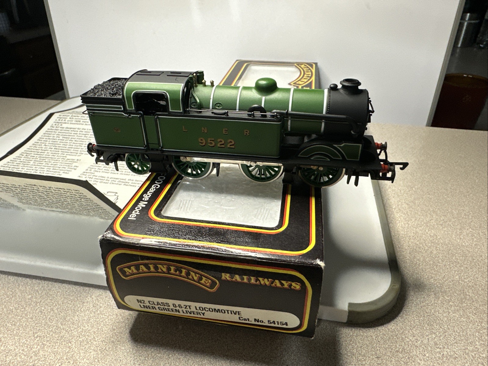 Mainline N2 Class 0-6-2T LNER 9522 Ho Scale