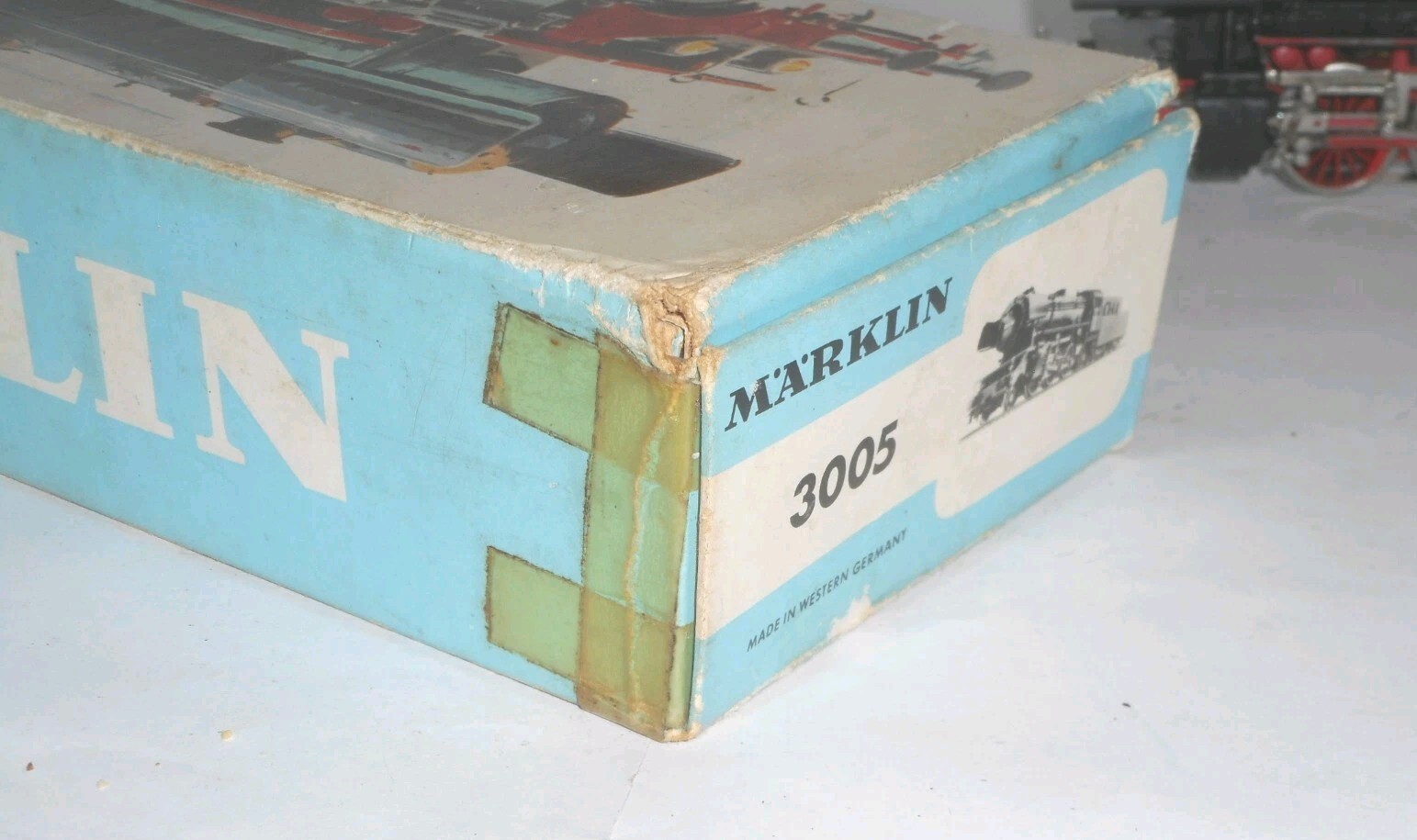 Marklin 3005 Tender Loco. V.7 – 1961. 3 rail AC analogue. Good Cond. Boxed