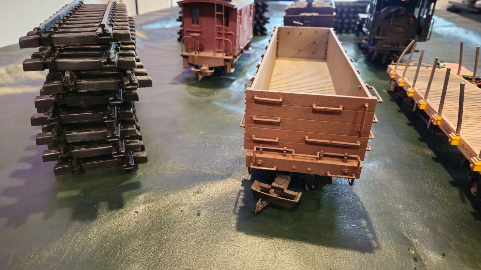 G SCALE Lot Bachmann Big Hauler Works! W/ 20 Tracks,Remote, And Untested Battery