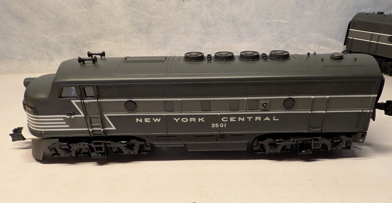 K-Line K-25701 NYC F-3 Diesel A-A, Both Powered C-9 NIB