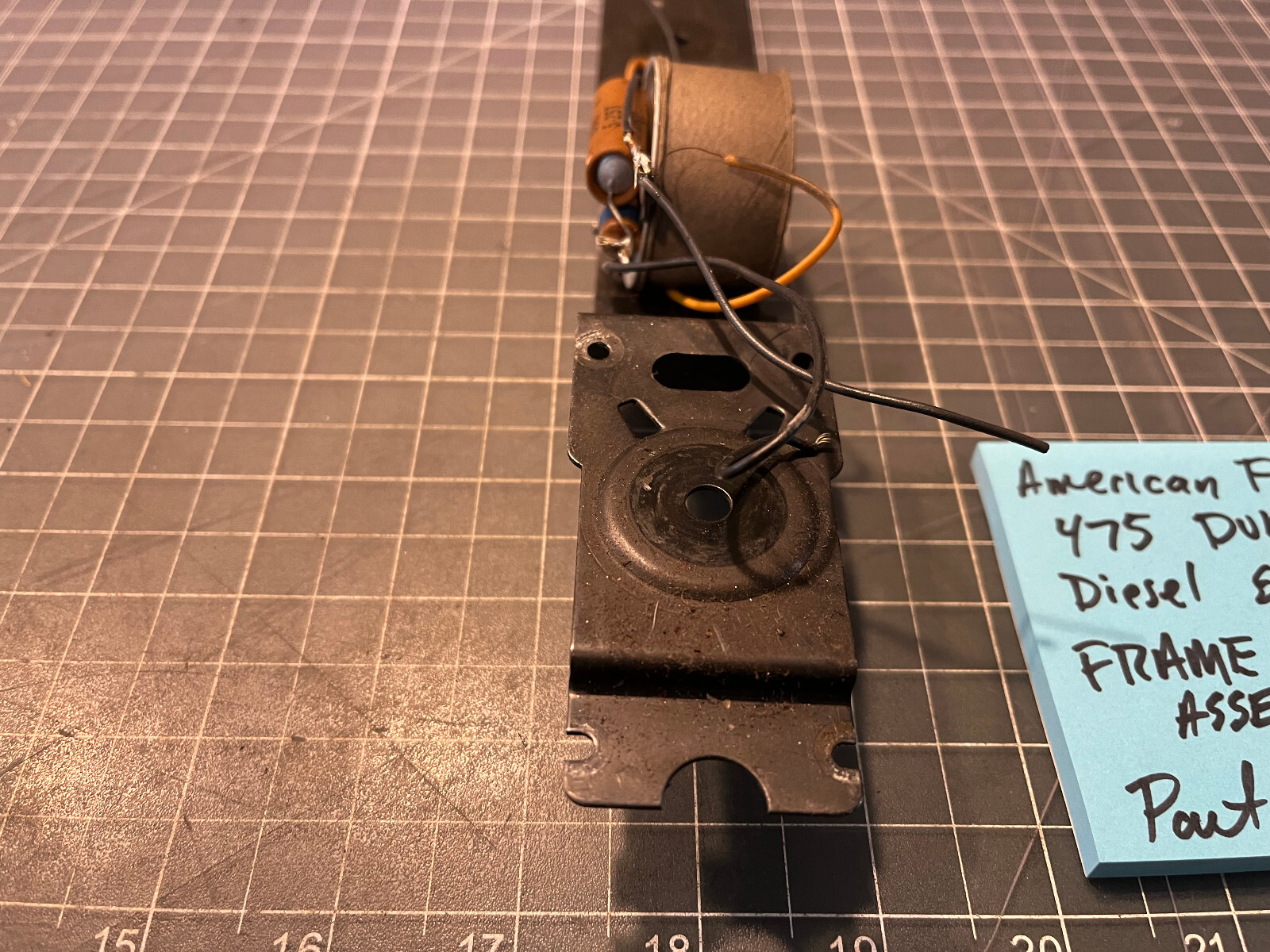 American Flyer Train 475 ROCKET PA ALCO Diesel Locomotive DUMMY FRAME PART LOT C