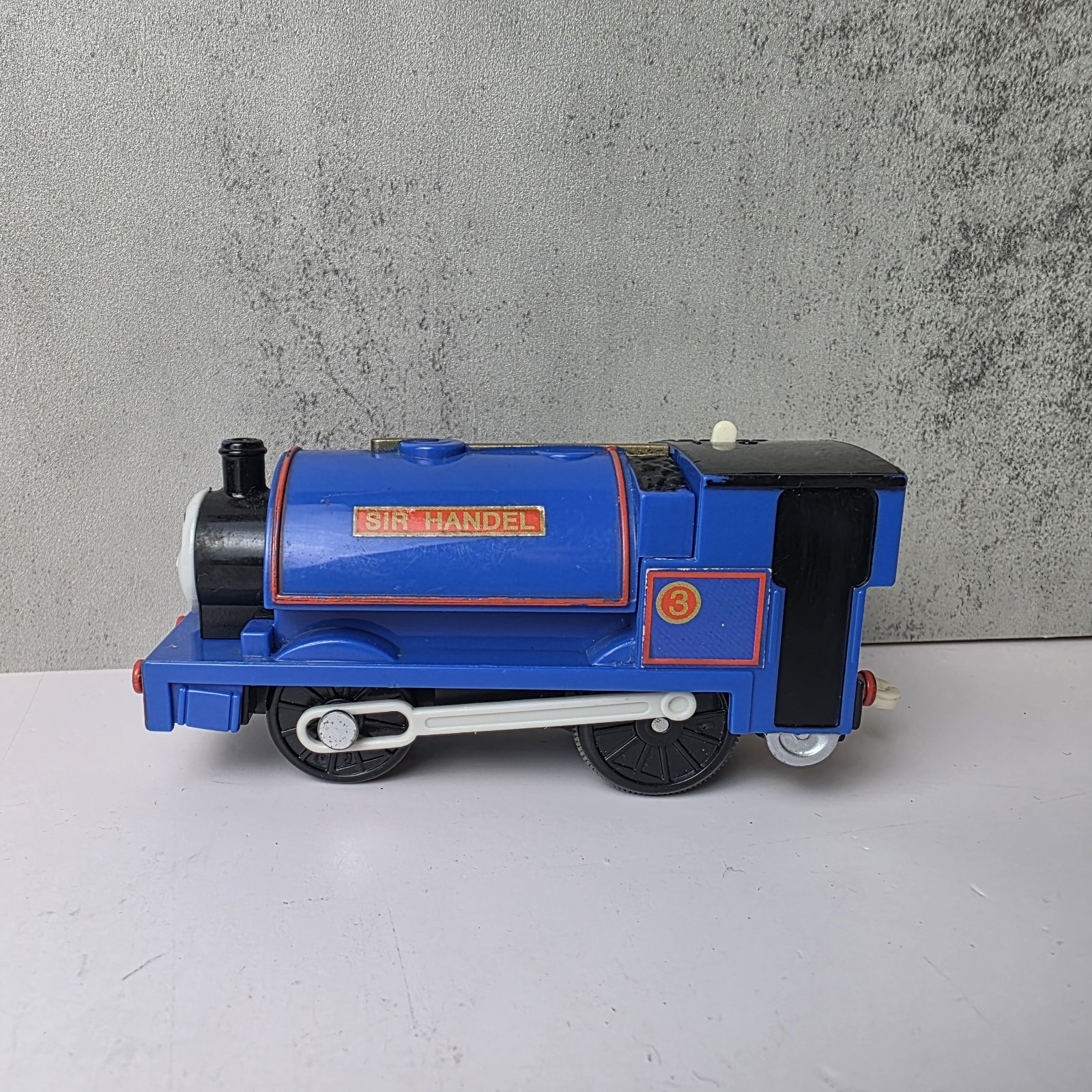 Thomas TrackMaster Sir Handel Motorized Engine Blue Train Mattel V0950 2010