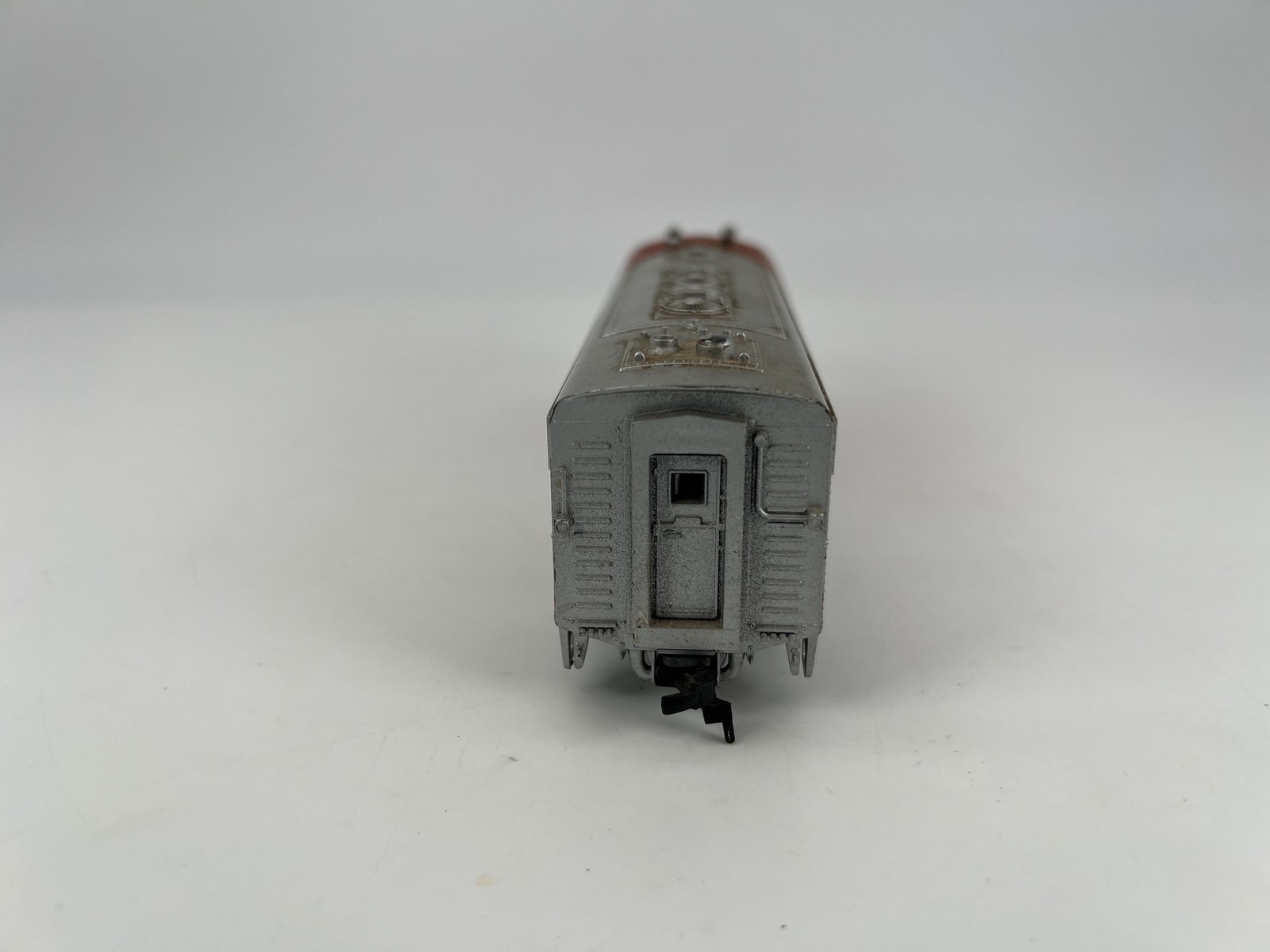 HO Scale Diesel Locomotive Santa Fe SHELL ONLY Good