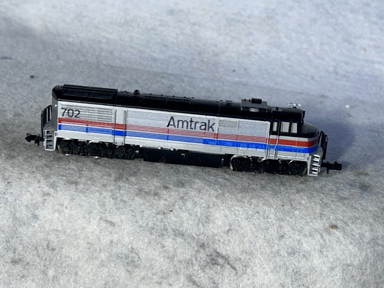Rare Minitrix Amtrak GE P30CH Diesel Locomotive N Gauge