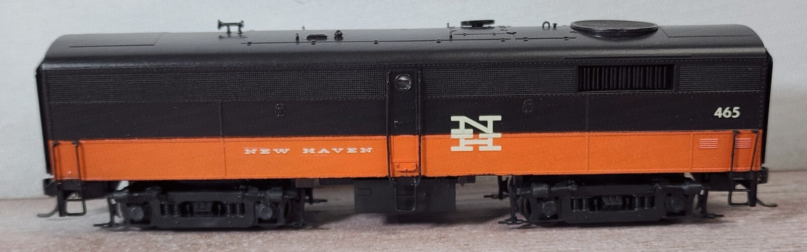 New Haven RR ALCO FB-2 Diesel Orange & Black 0465 Life Like HO Custom Paint