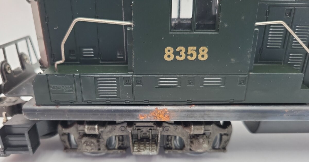 Lionel 6-8358 O Gauge Pennsylvania GP-9 Non-Powered Diesel Locomotive EX/Box