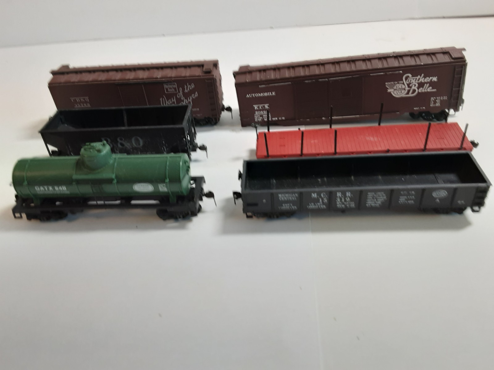 Vtg Lot Of 6 Box Cars, Tanker Cars, Flat Cars, Gondola See Description (3)