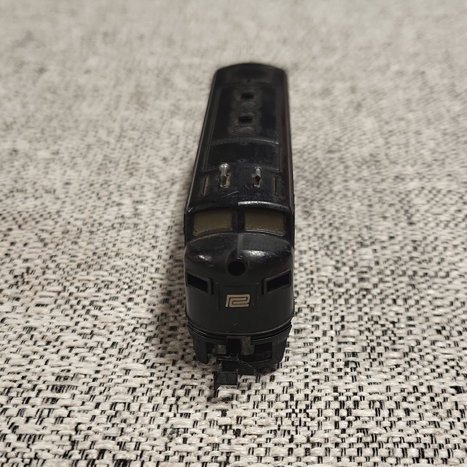 VTG N Scale Trix F9A Penn Central #510 Diesel Locomotive – (See description)