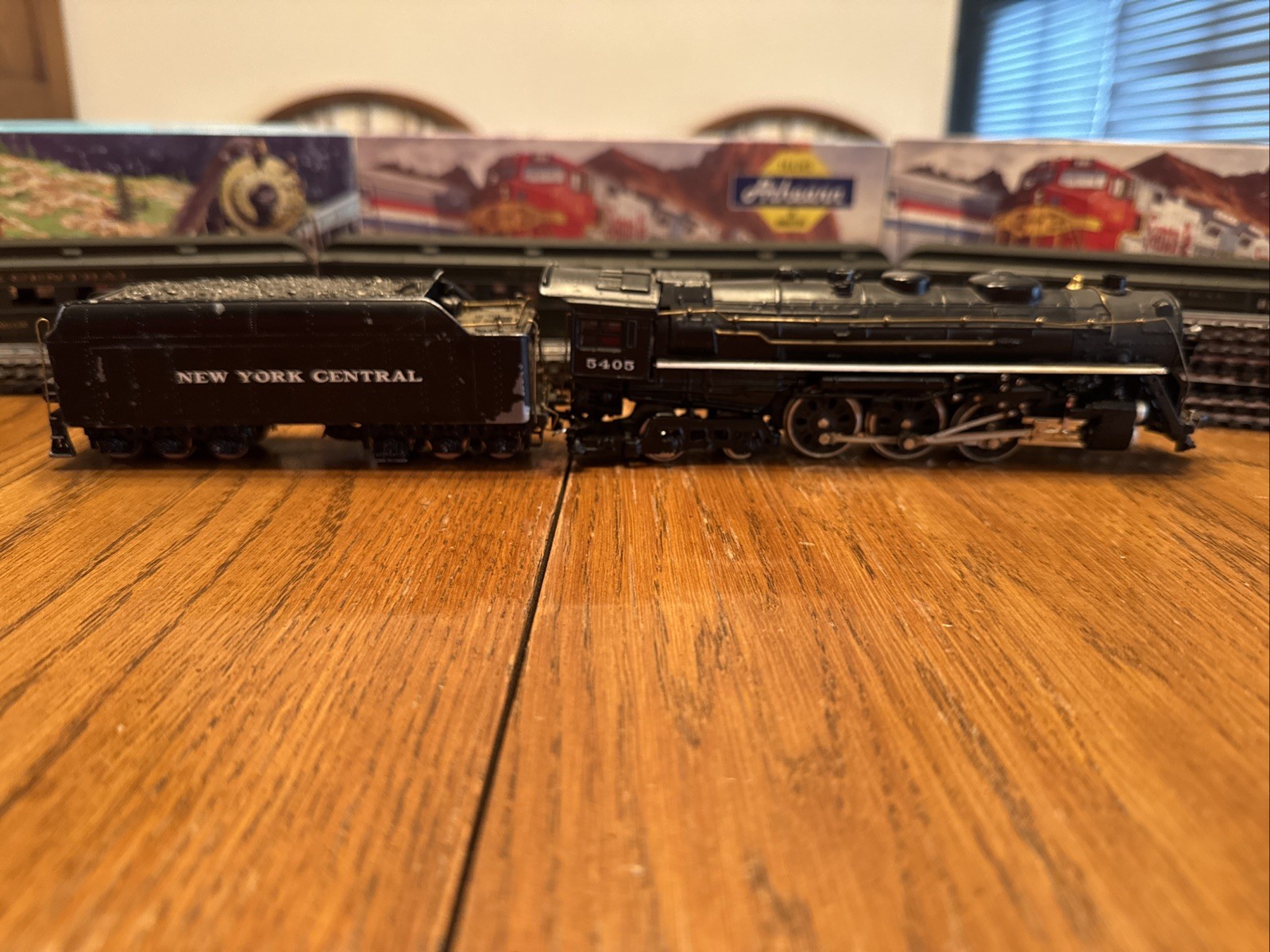 Franklin Mint HO NYC Hudson J3 Locomotive Coal Car 3 Passenger Cars