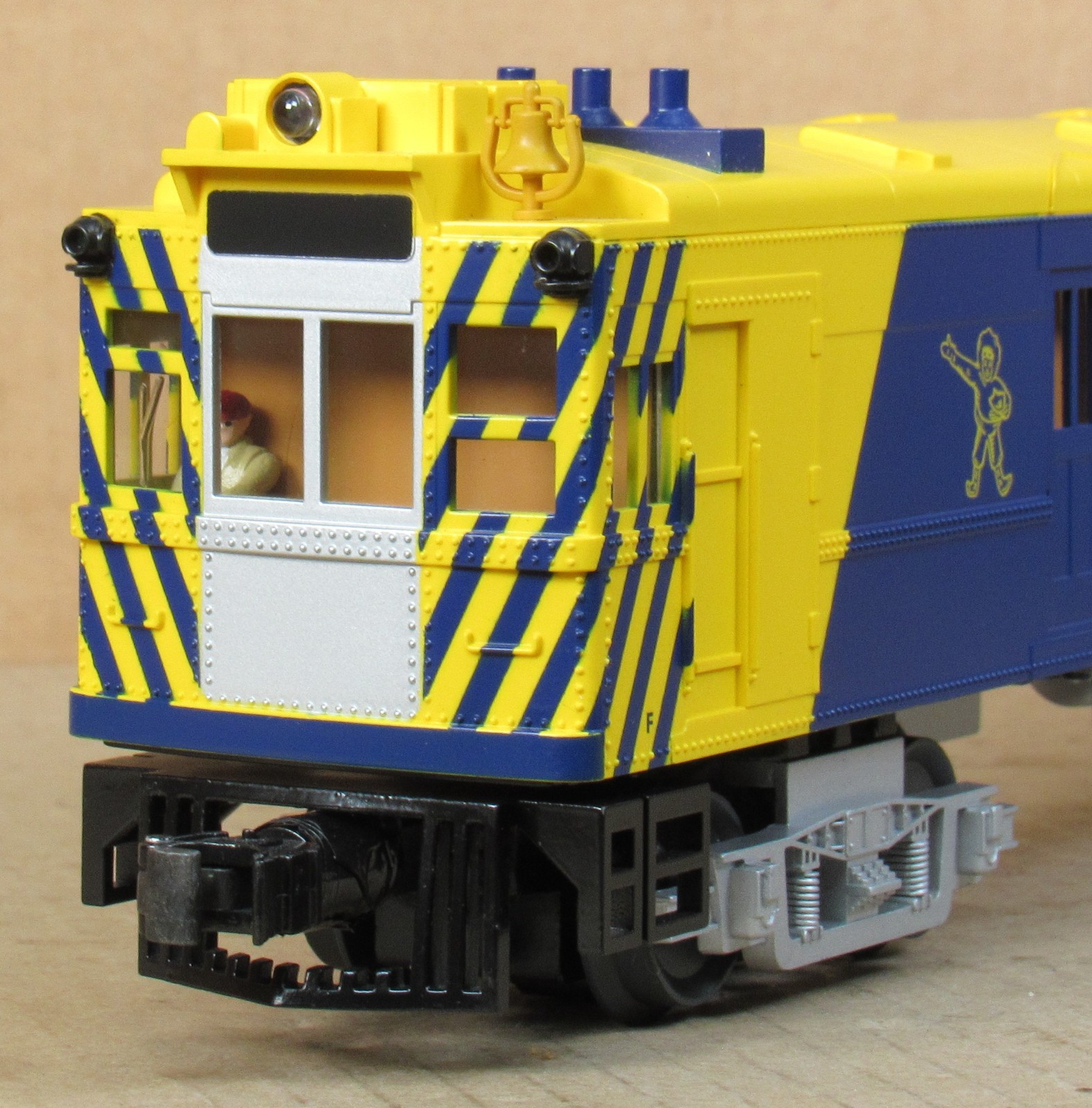 Lionel 2401760 Alaska Railroad Doodlebug w/LionChief Plus 2.0 (LCCA) O-Gauge LN
