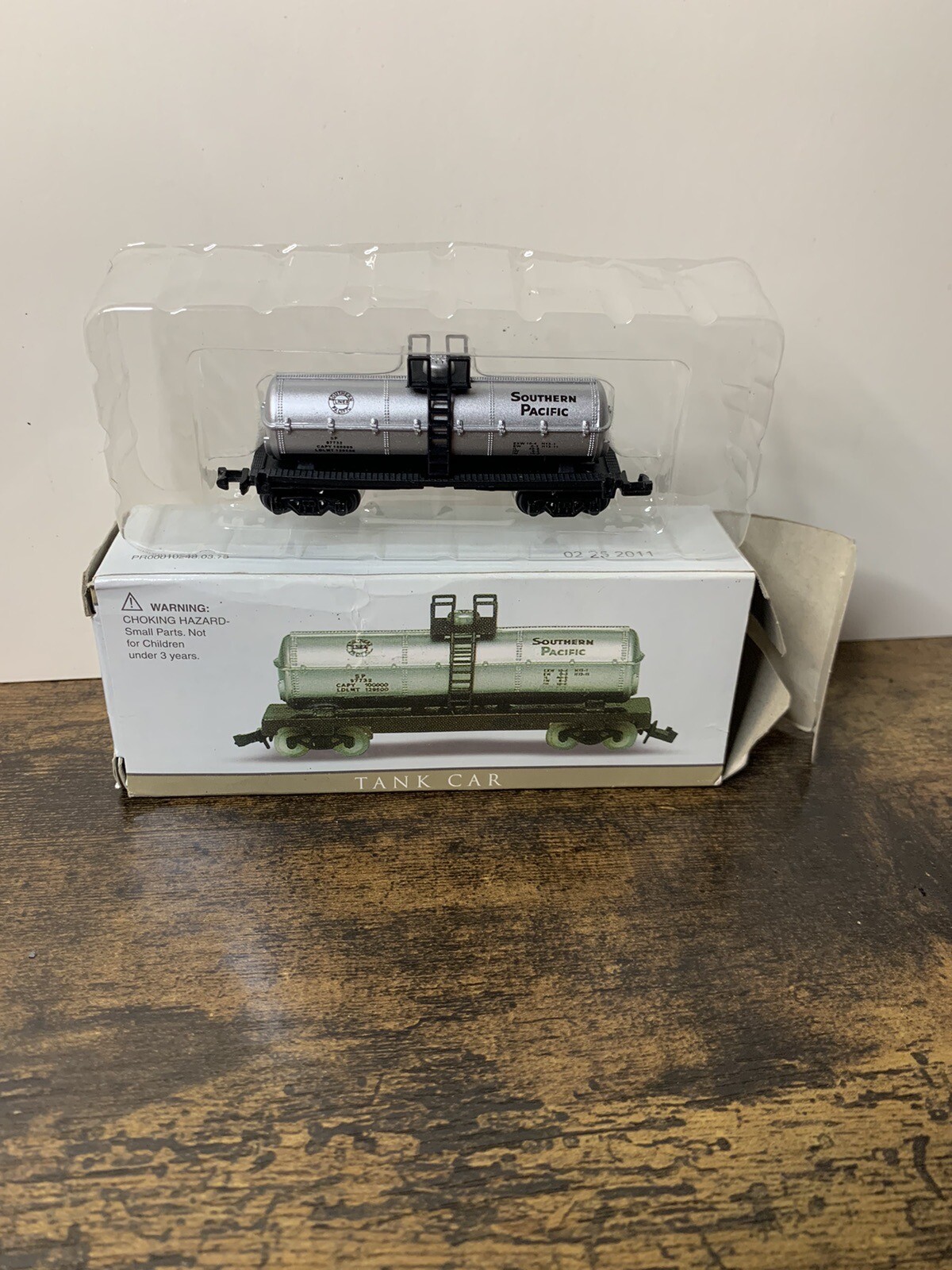 Tank Car Southern Pacific Locomotive Train model toy w/ box