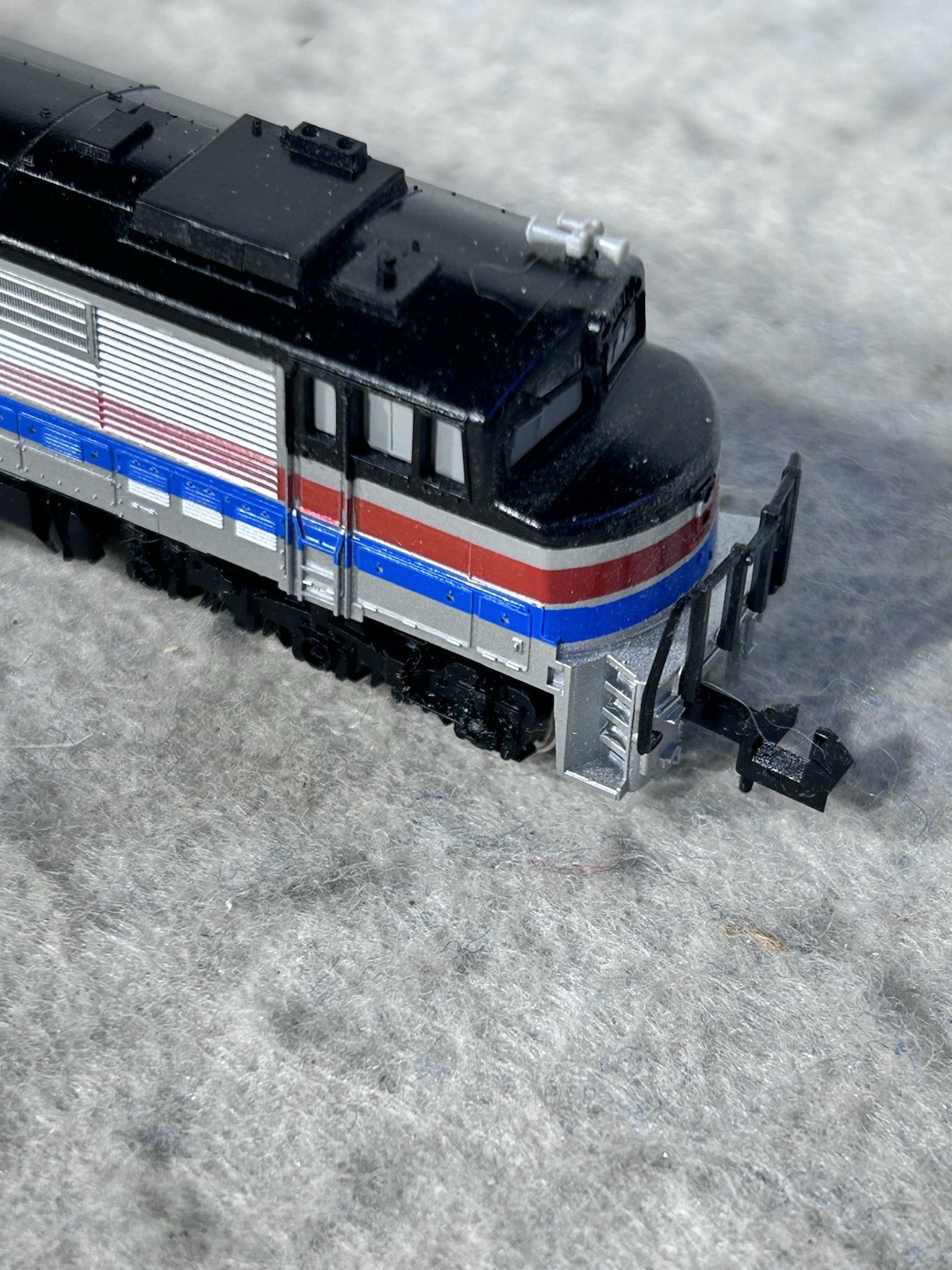Rare Minitrix Amtrak GE P30CH Diesel Locomotive N Gauge
