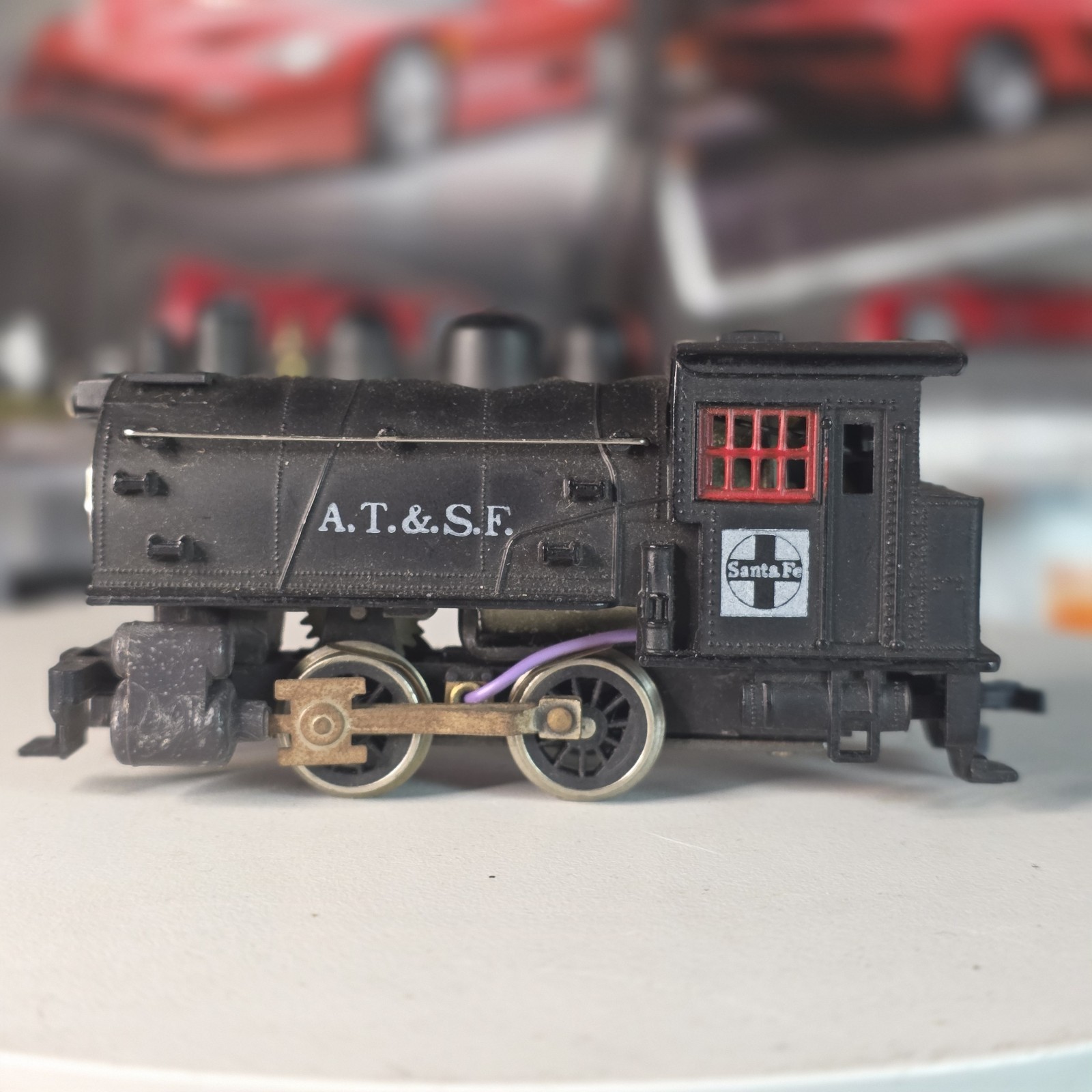 Life-Like HO Scale AT&SF #98 Santa Fe Dockside Switcher 0-4-0 Steam Locomotive
