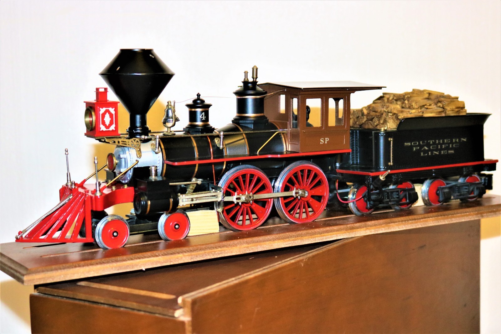 BEAUTIFUL RARE G scale Brass DELTON Southern Pacific Lines SP 4-4-0 #4 -Ser#44