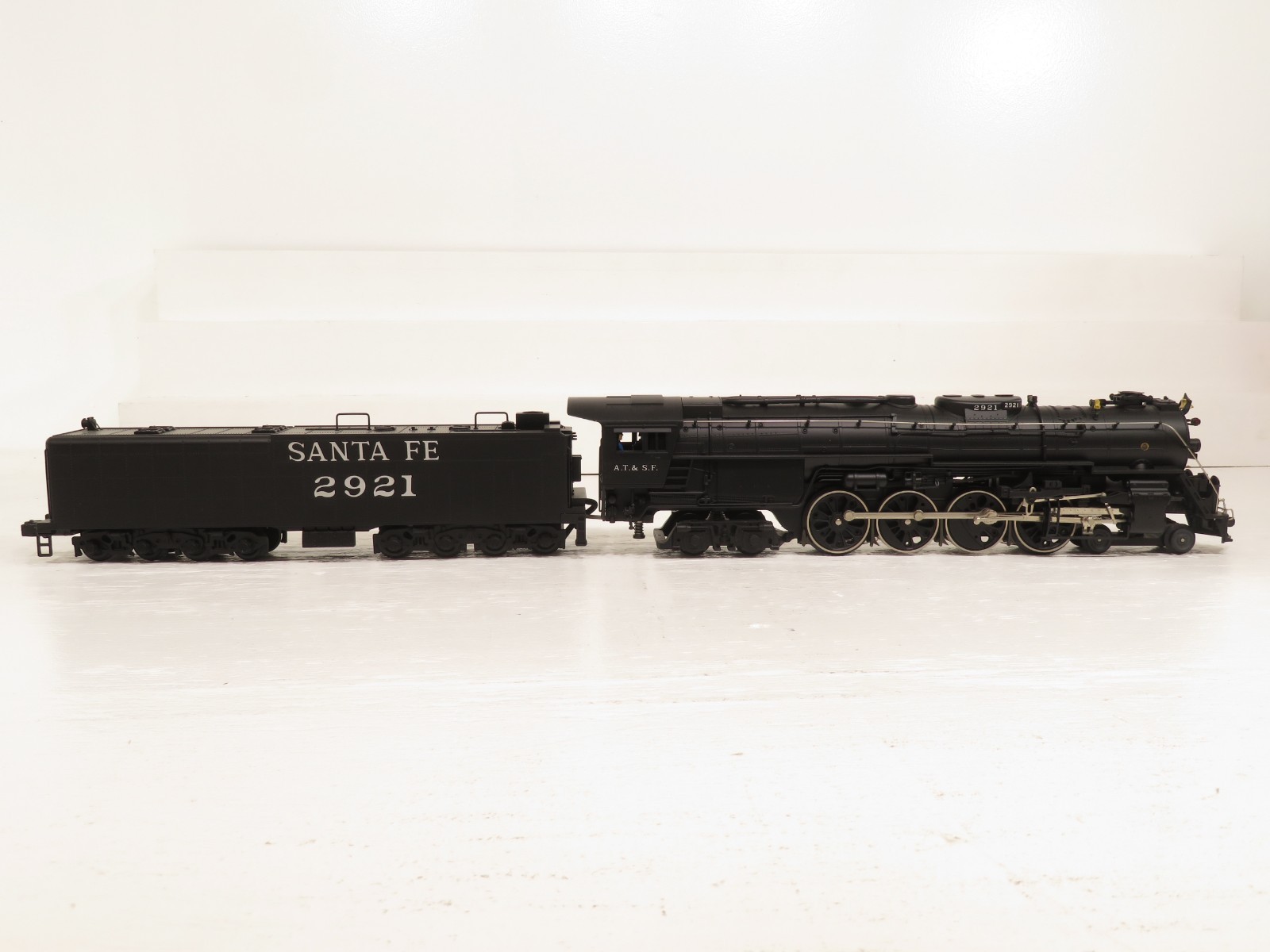 MTH MT-3015L Santa Fe 4-8-4 Northern Steam Loco w/Proto NIB