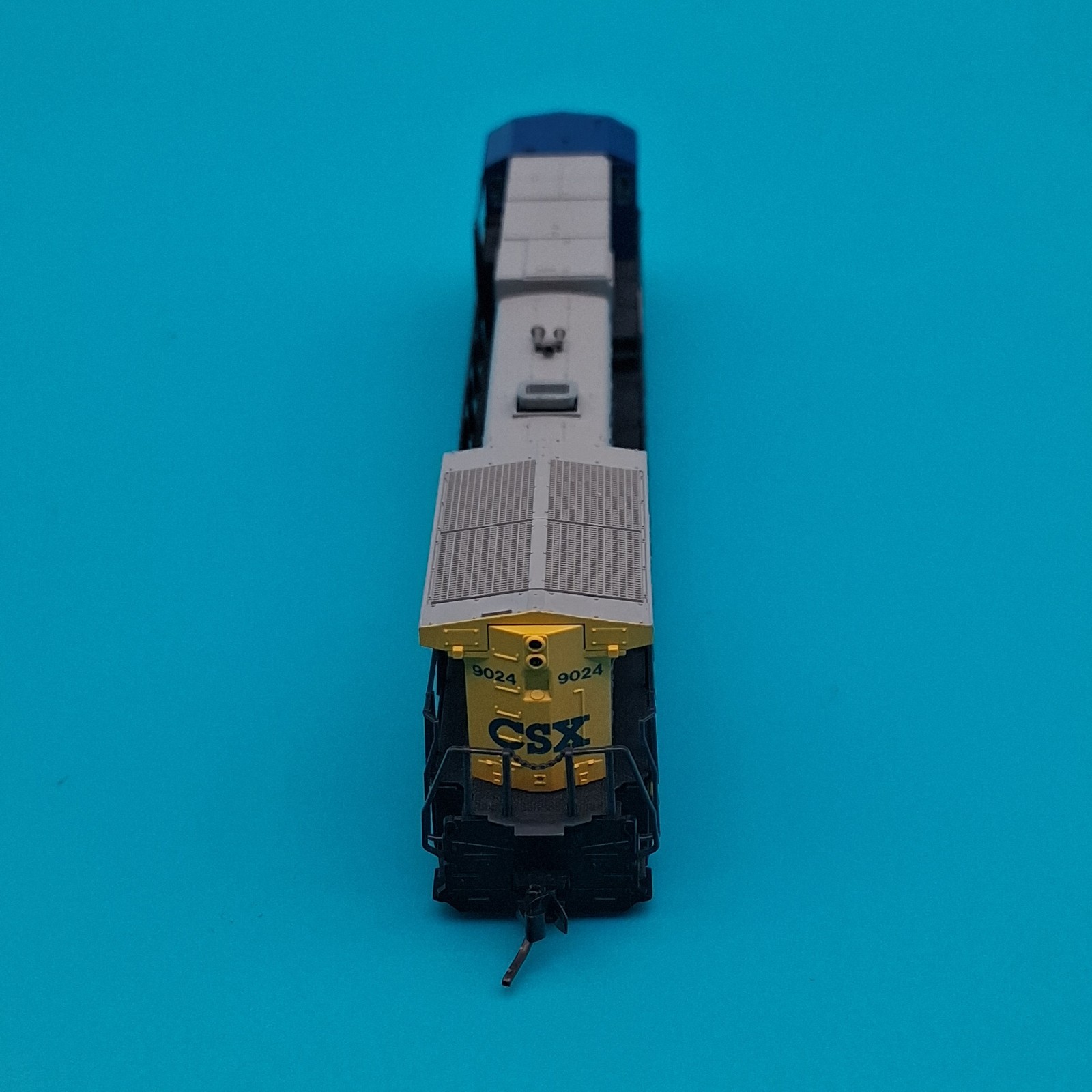 KATO N Gauge Locomotive C44-9W CSX Chessie System Seaboard # 9024 Tested RUNS