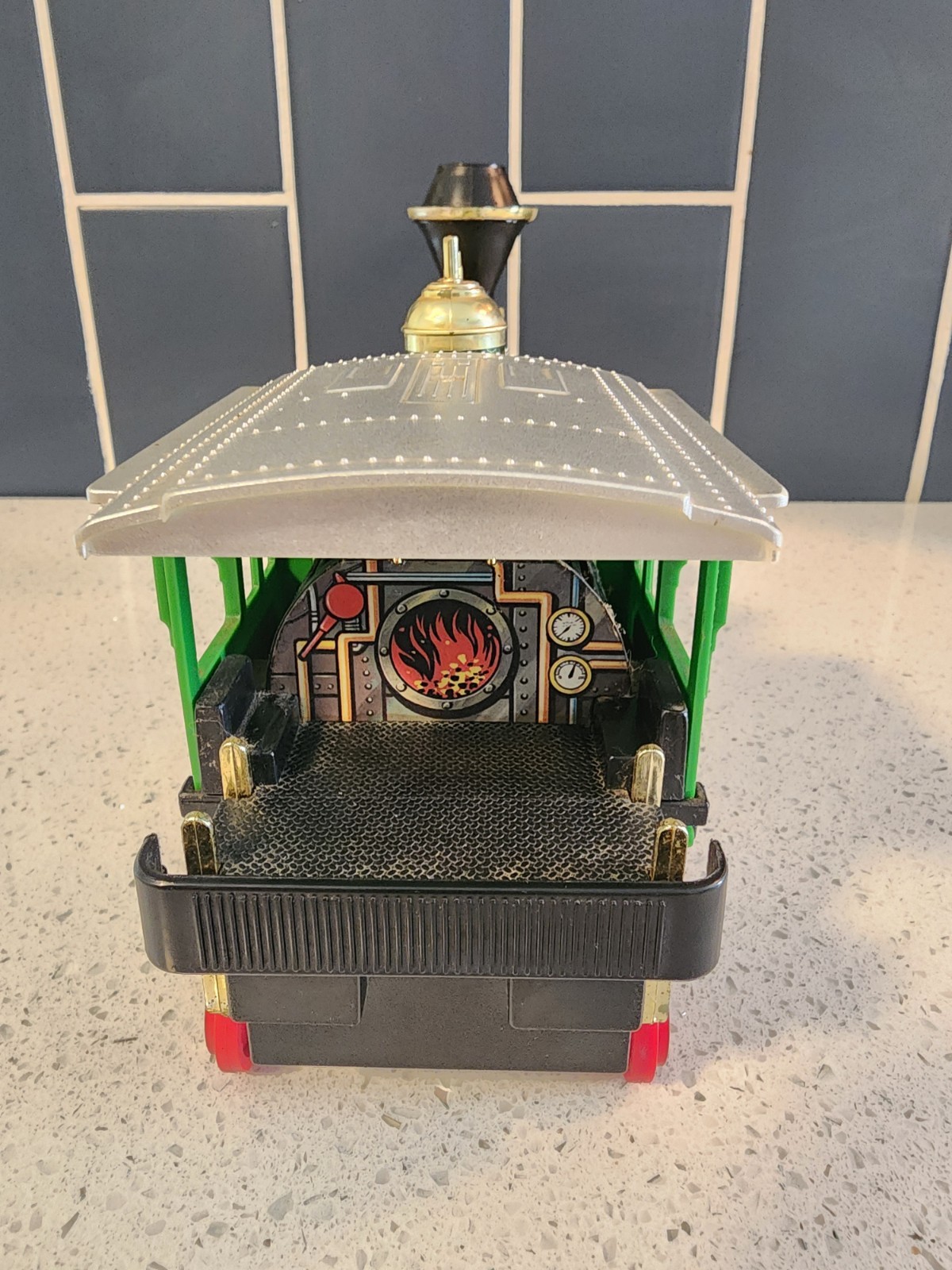 1981 Denver Express Train Engine New Bright D&W R.R. Toy Locomotive. Working.