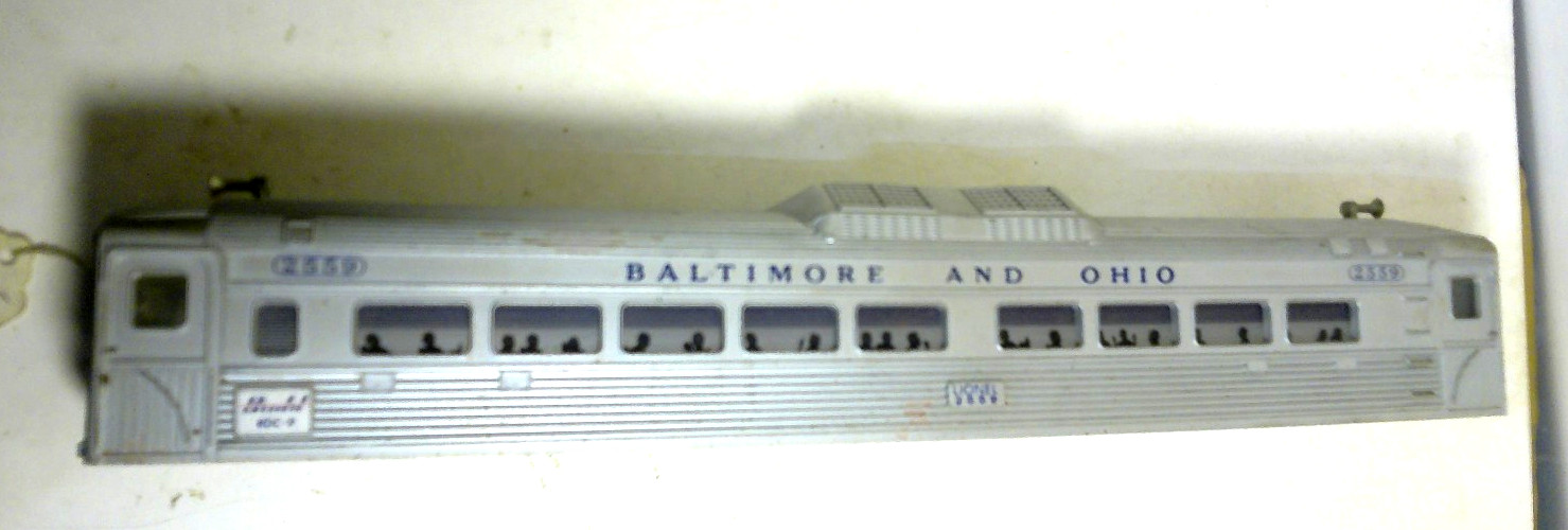 LIONEL 2559 NON-POWERED RDC-9, BUDD CAR SHELL
