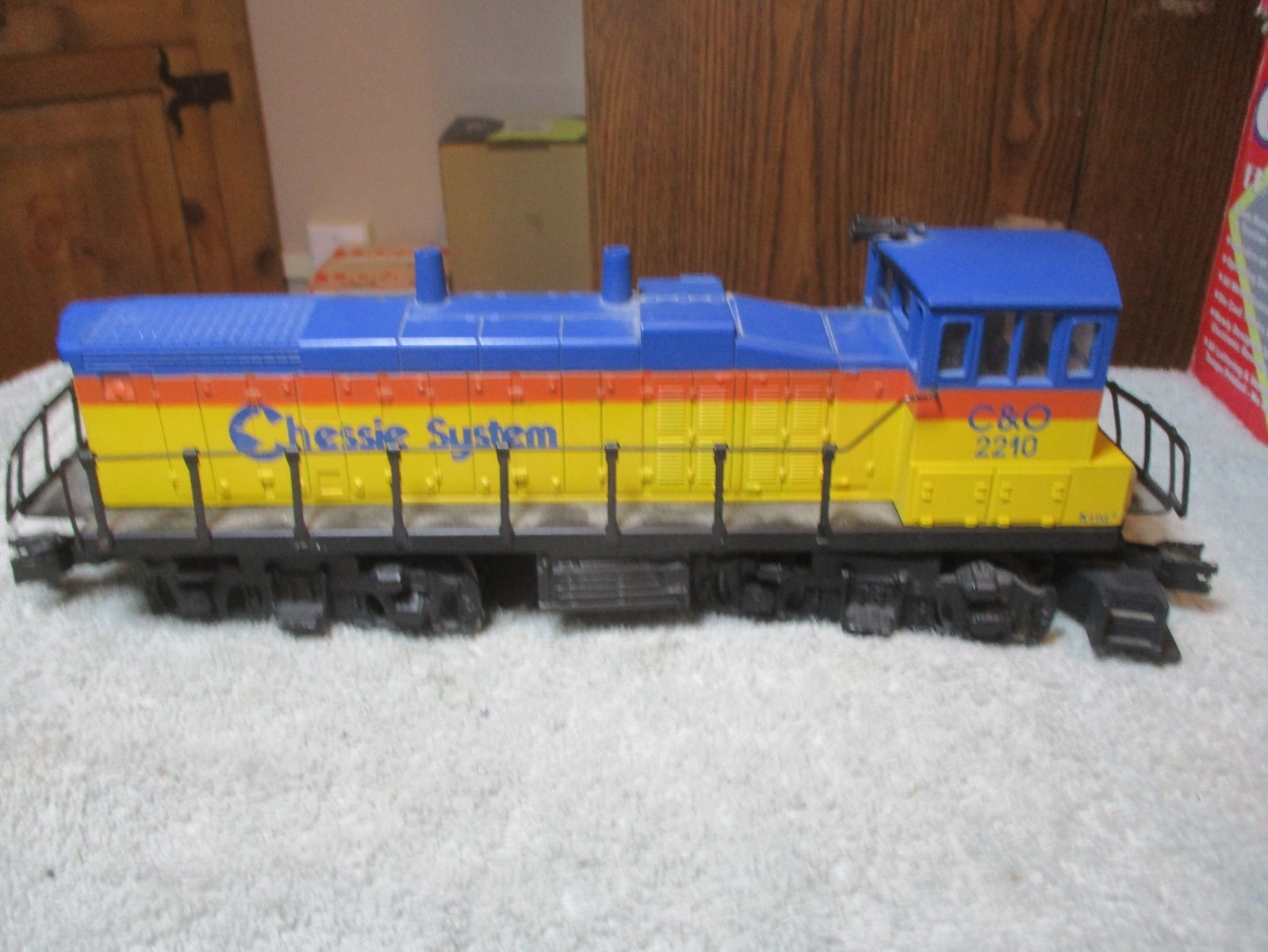 K-Line O Diesel Locomotive Chessie System C&O #2210 Tested Runs & Lights