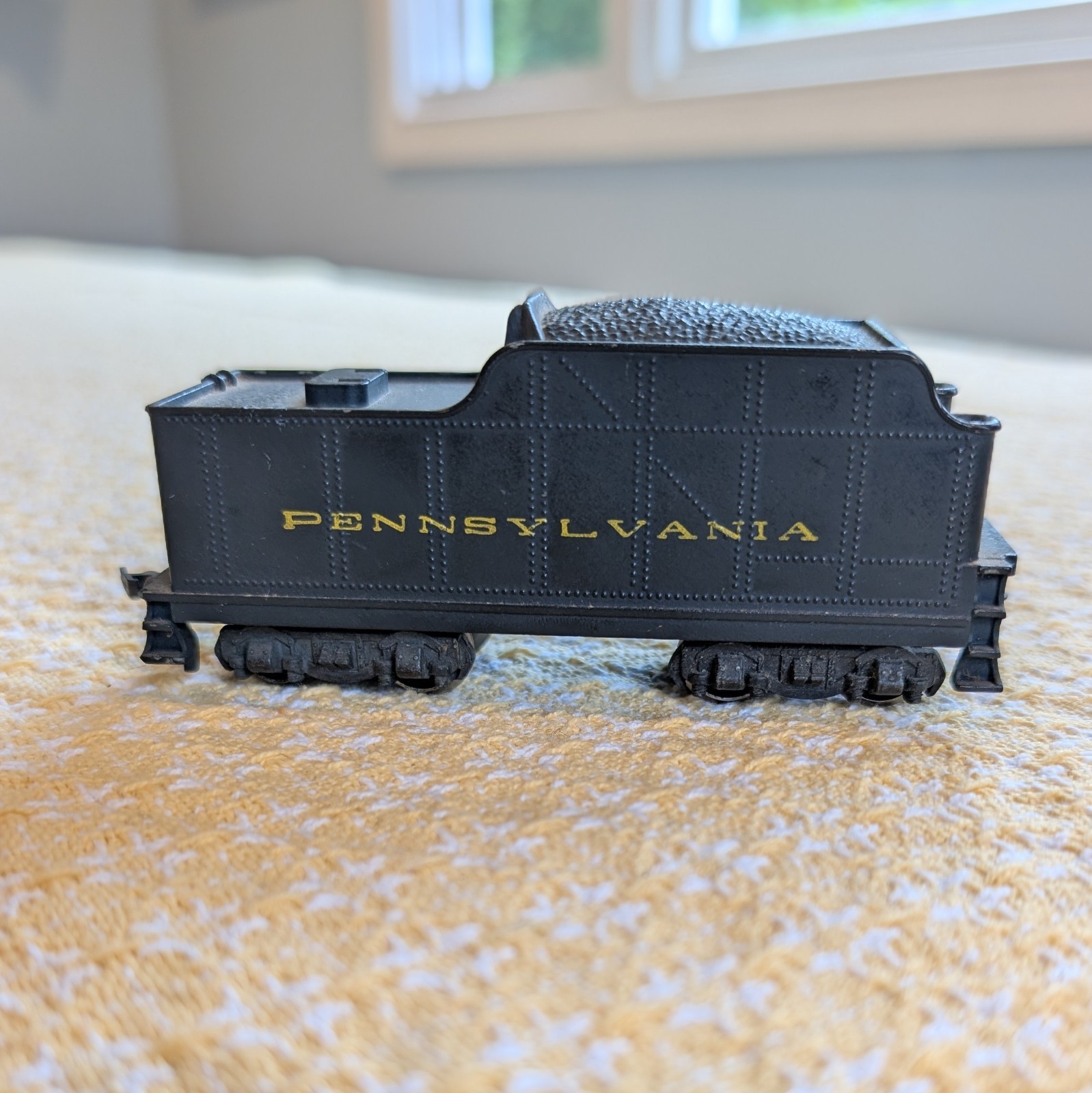 Vintage Fleischmann HO Scale 1350 Pennsylvania 0-6-0 Locomotive & Tender WORKS