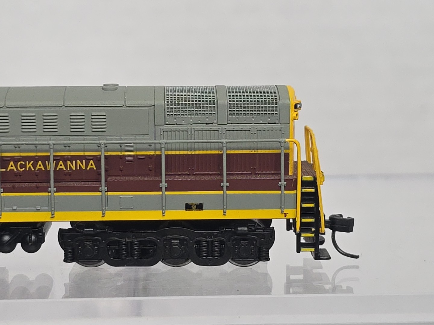 N Scale Atlas 49601 DC/DCC Erie Lackawanna 1857 H24-66 FM Trainmaster Diesel