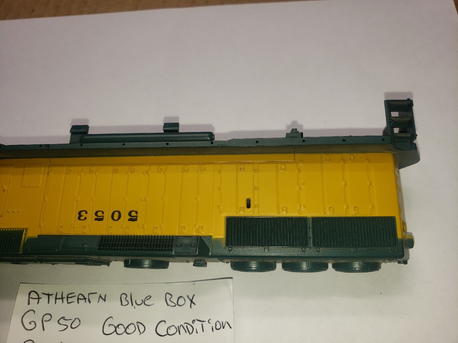 GP50 ATHEARN SHELL ONLY Diesel LOCOMOTIVE 46760 Good condition