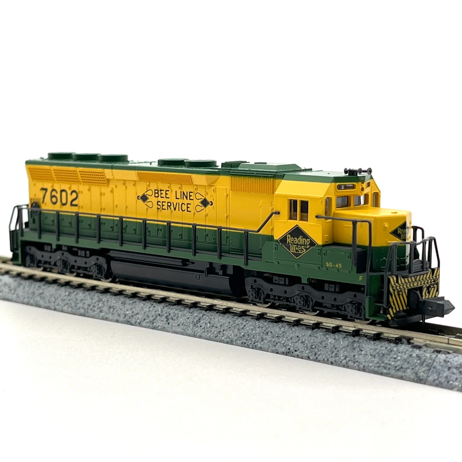 Kato N Scale 176-3115 Reading Bee Line EMD SD45 Diesel Locomotive 7602 Std DC