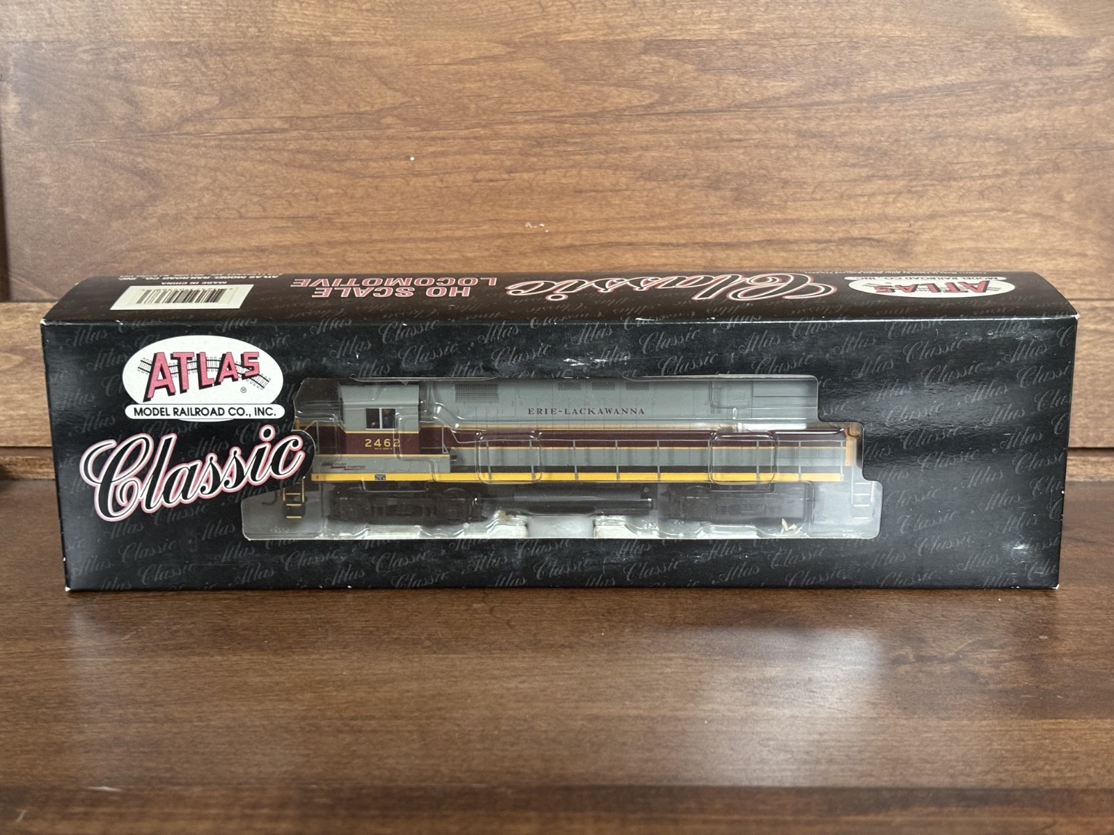 Atlas Classics HO Erie Lackawanna Road #2462 Diesel Locomotive Runs Well