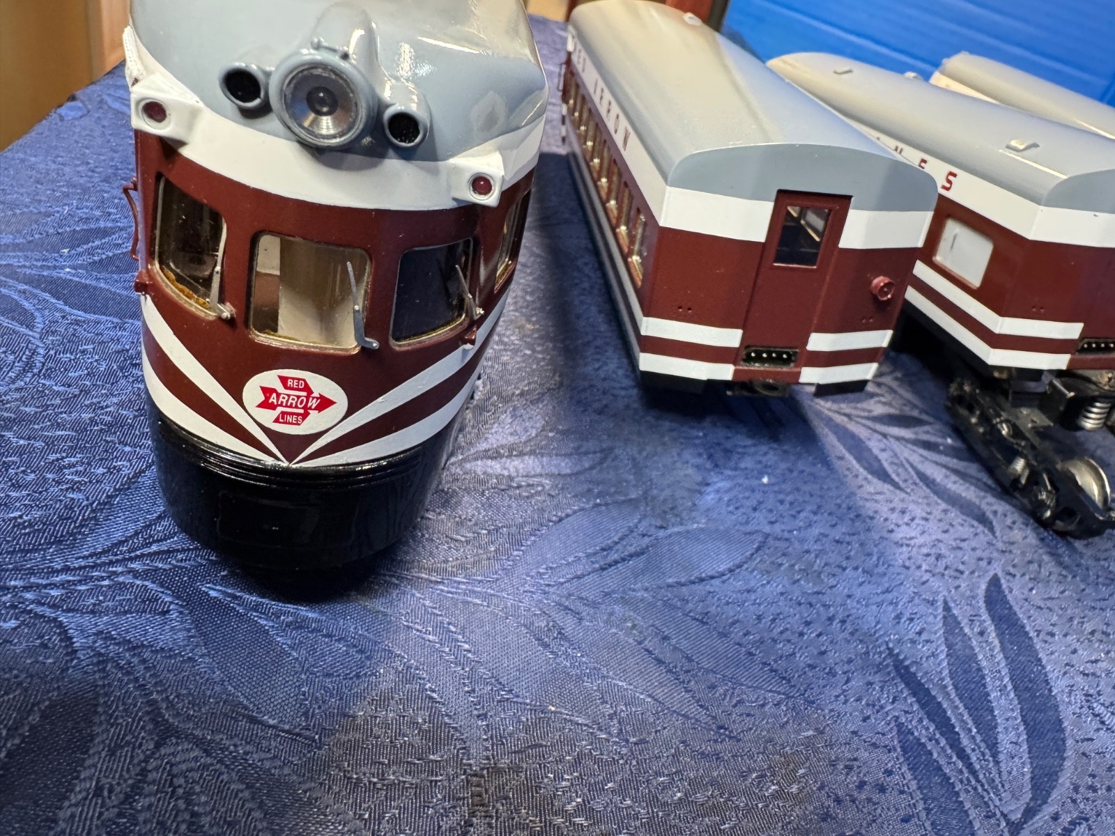 Sunset Models 3 Rail O Brass Red Arrow Lines Libertyliner (3-Rail)