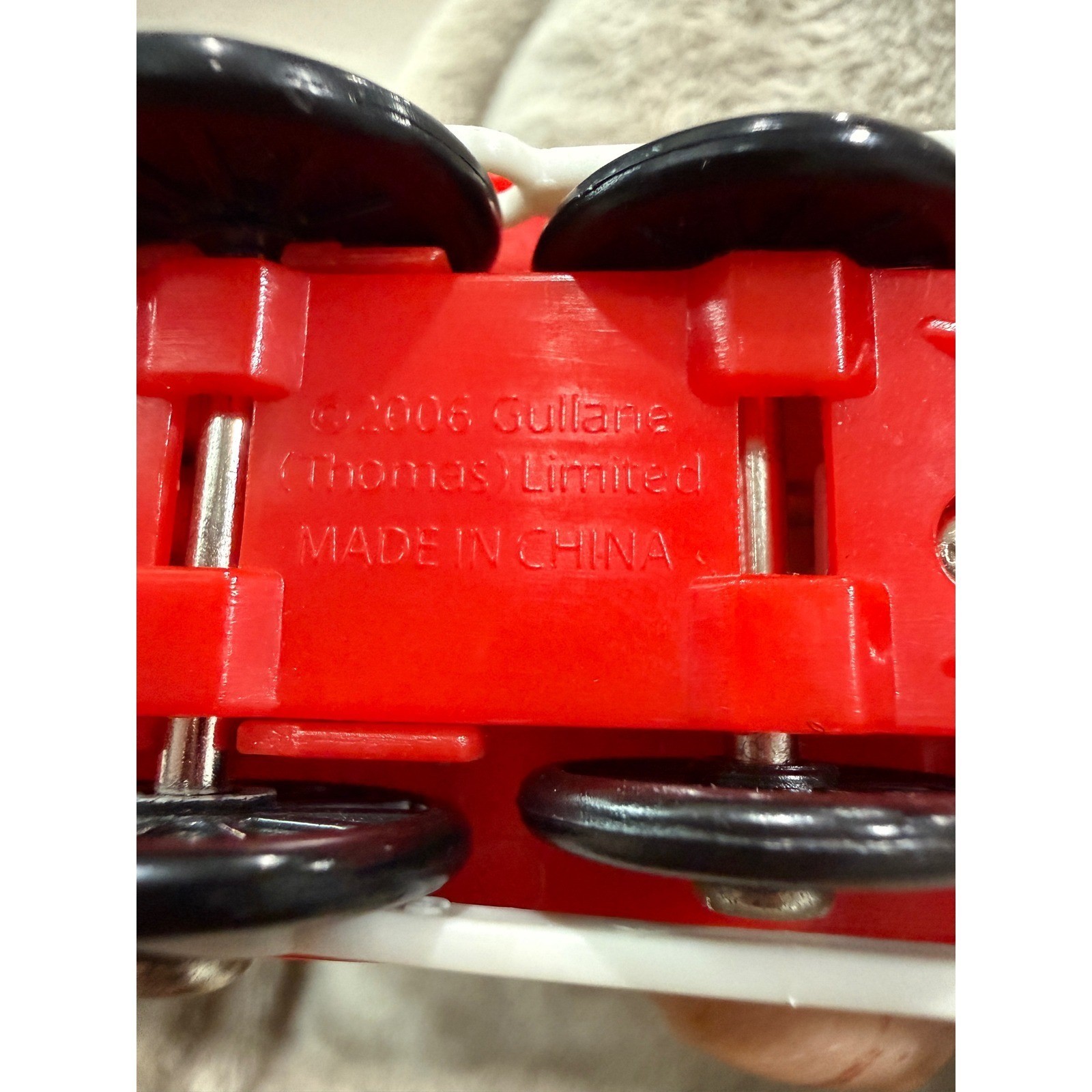 Thomas & Friends James the Red Engine Motorized Train Gullane 2006 No 5 works