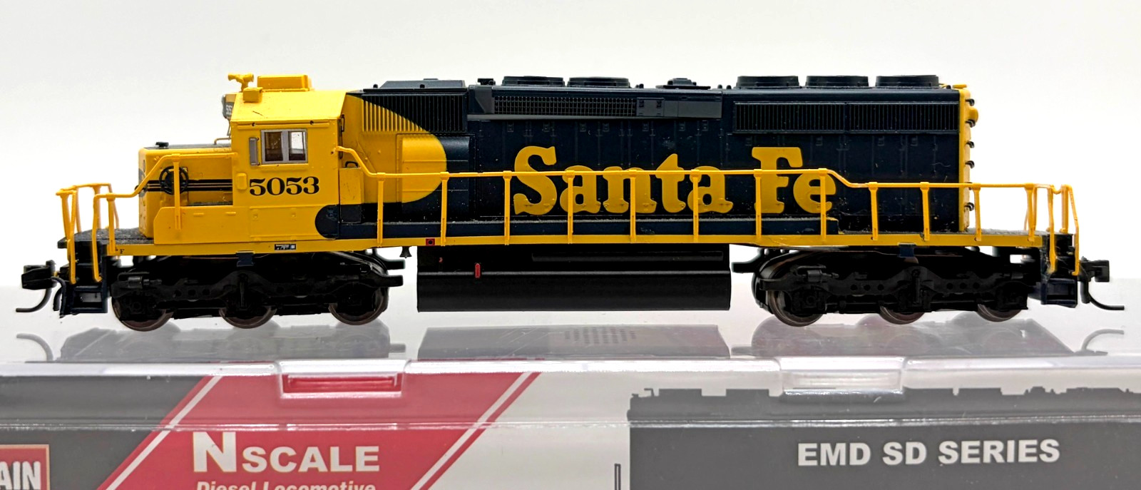 N INTERMOUNTAIN 69320S-01 SD40-2 SANTA FE # 5053 DCC SOUND FOR REPAIR