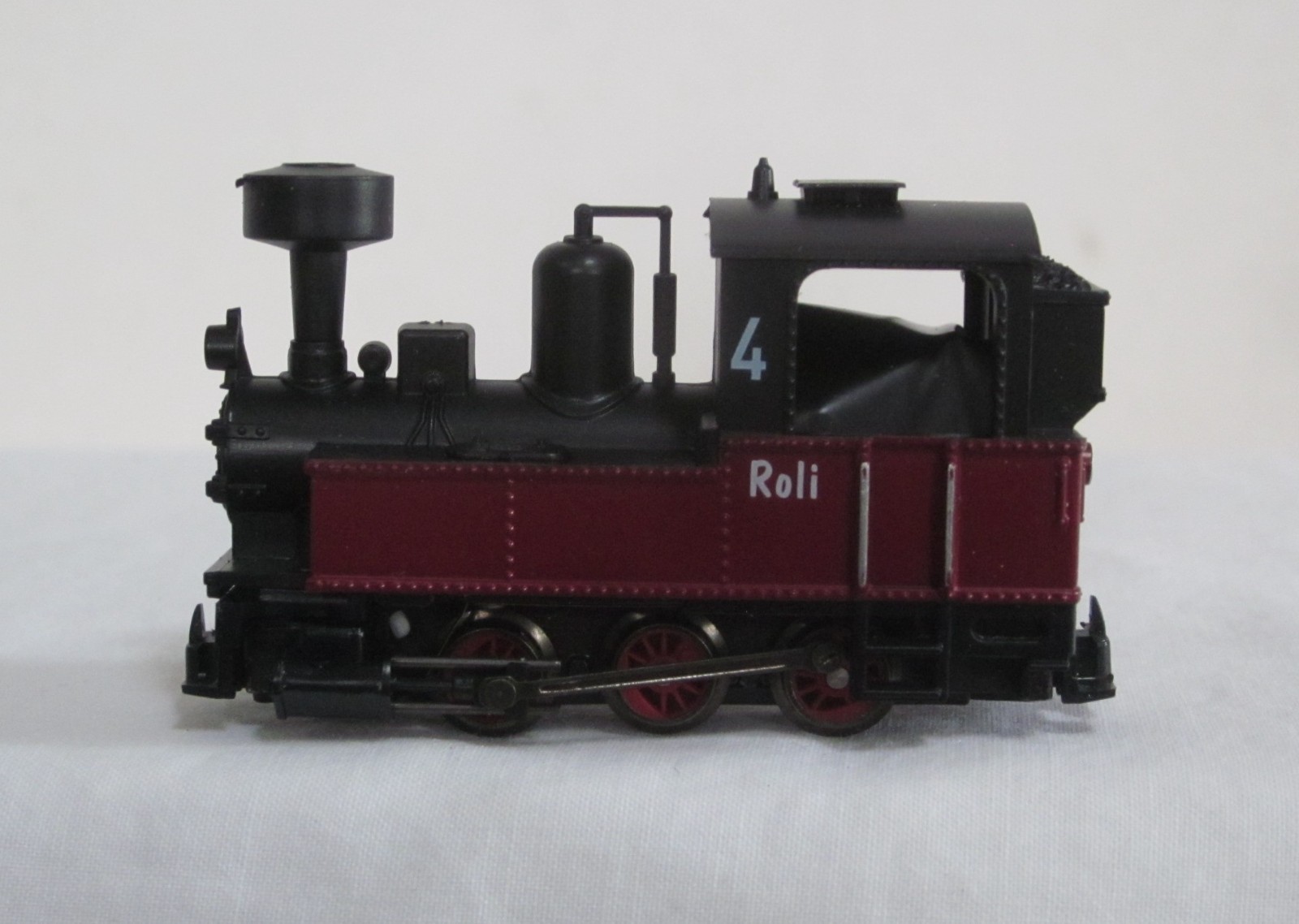 ROCO 33201 HOe 0-6-0 Maroon & Black “Roli” #4 NIB