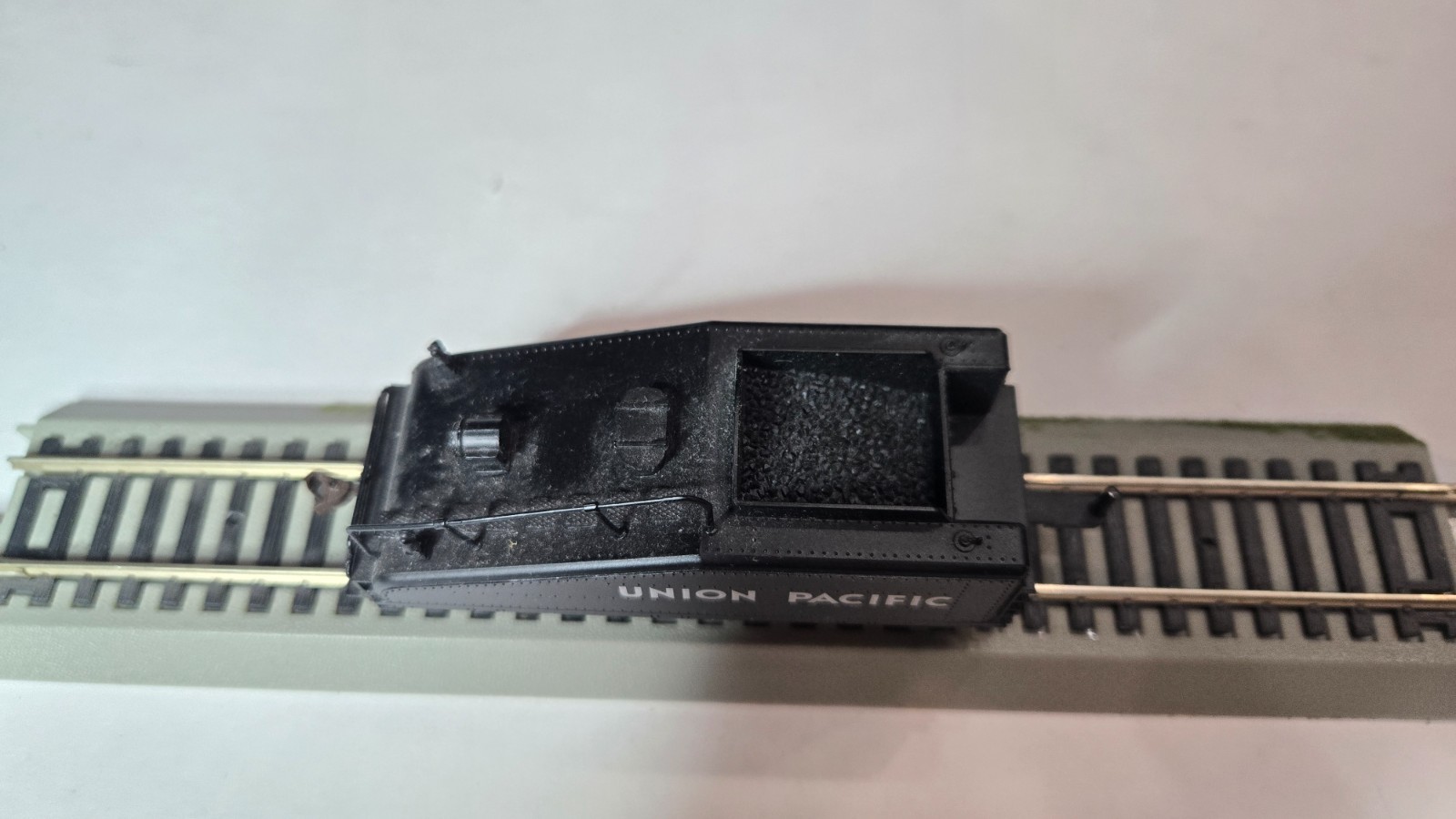 HO Bachmann #4432 0-6-0 Steam Loco-w/Light,Tender, & Cars-DC-Runs Good