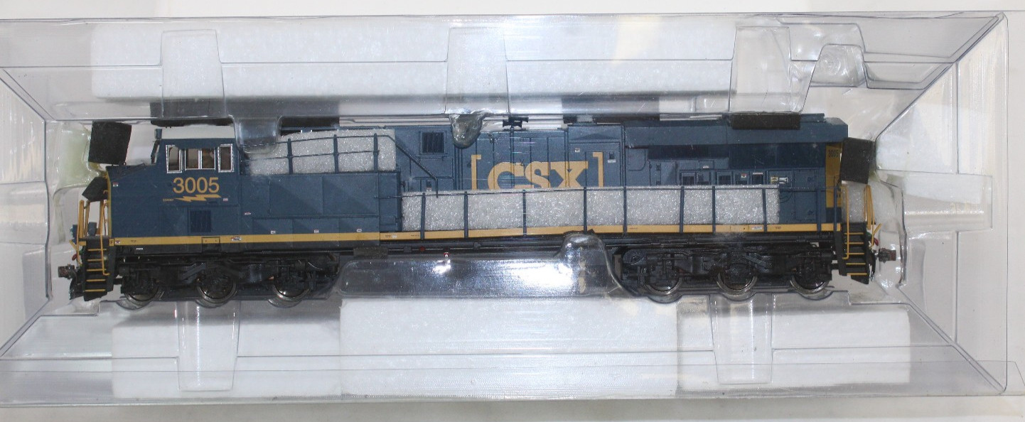 HO – MTH Engines – CSX ES44AC, WM F7 B Unit, UP SD70ACe (2) all PS – Your Choice