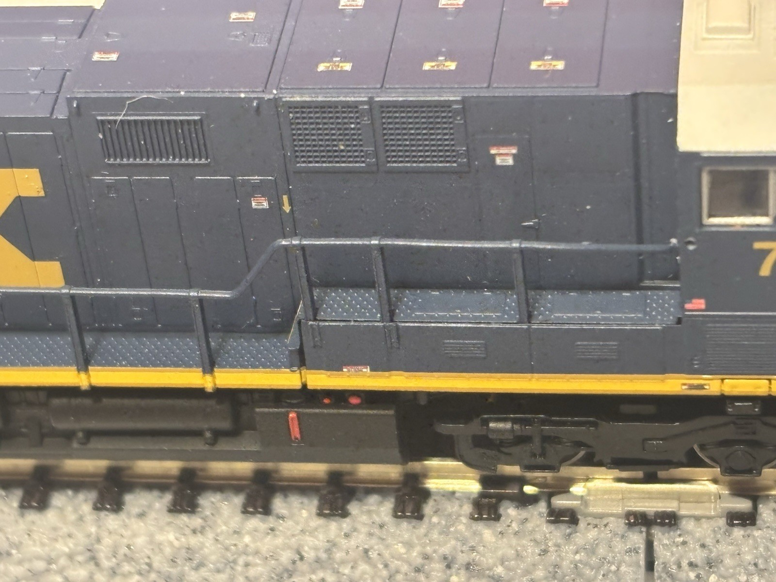 Fox Valley Models N Scale CSX ES44AC Locomotive W/dcc