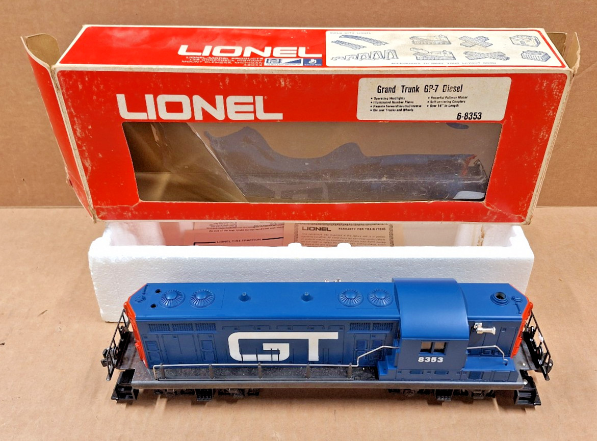 Lionel 6-8353 Grand Trunk GT GP7 Diesel Locomotive O Scale in Box -Runs