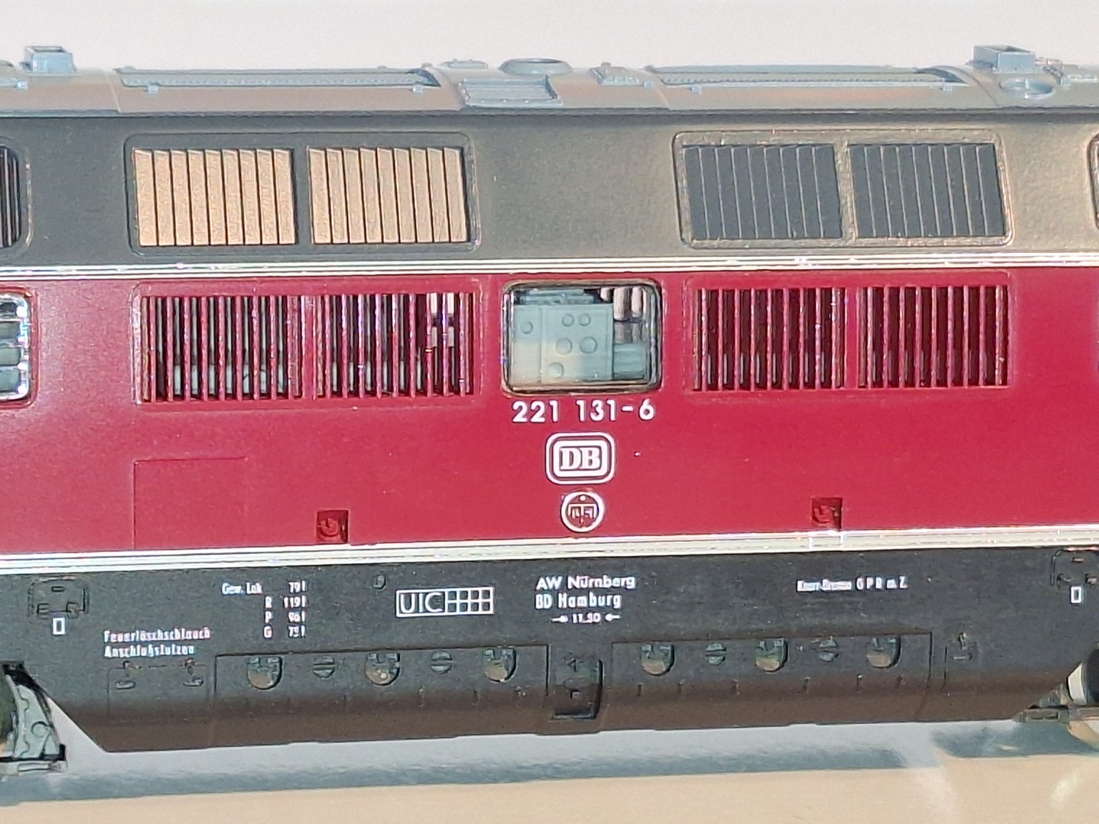 Fleischmann 4235 DB 221 Cl. Loco. New Old Stock. Mint Cond. Boxed. HO. 2 rail DC