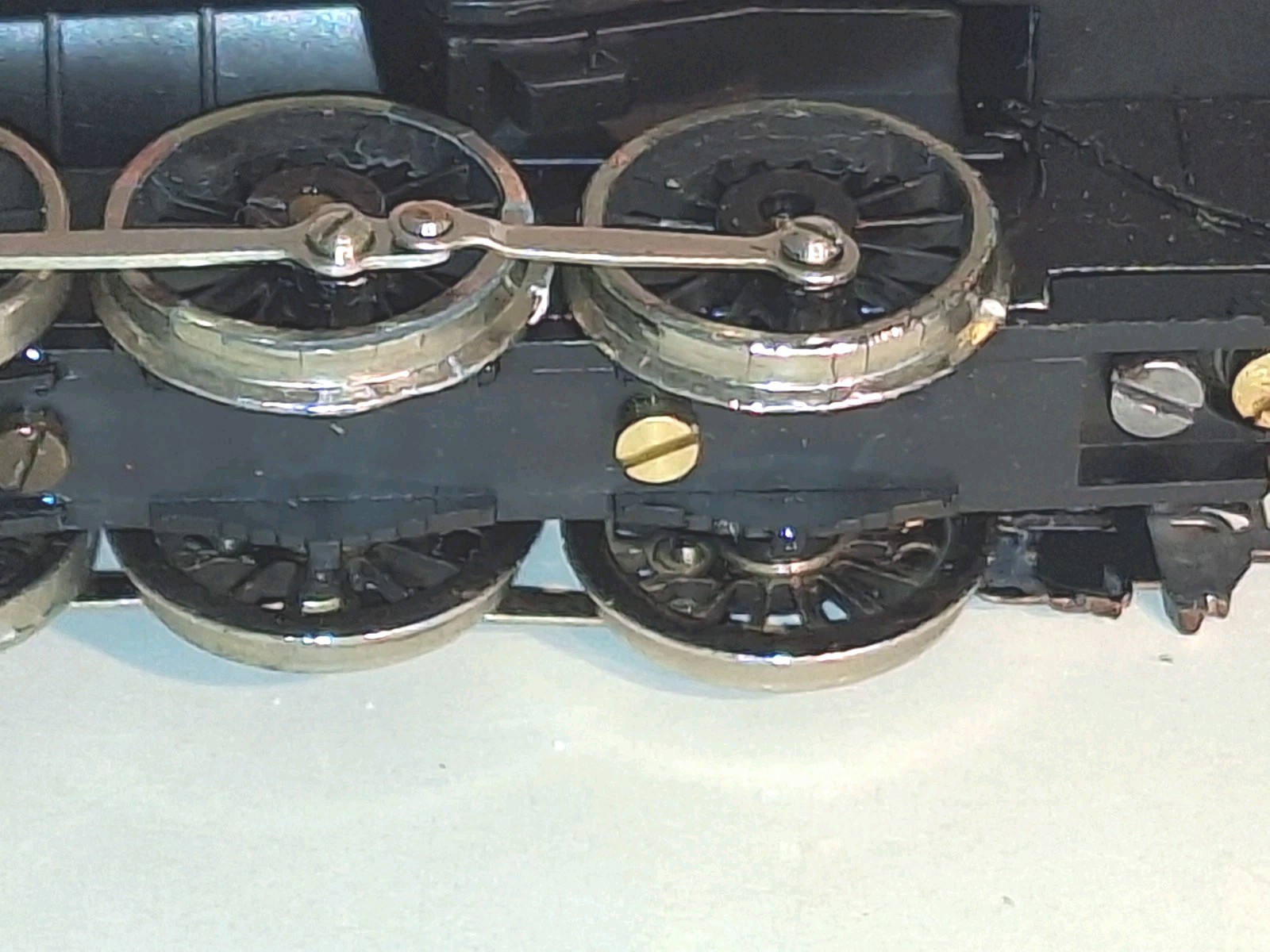 Hornby R065 BR 9F Evening Star #92220.New Old Stock. Wheel Delamination.Boxed.OO