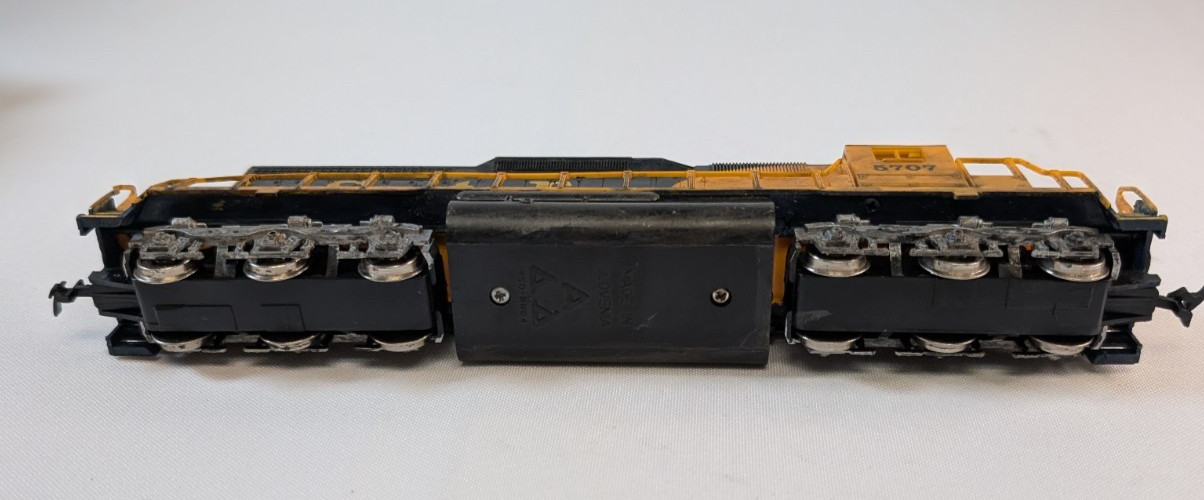 IHC HO Santa Fe SD40 #5707 M350 Diesel Locomotive Boxed Non Running