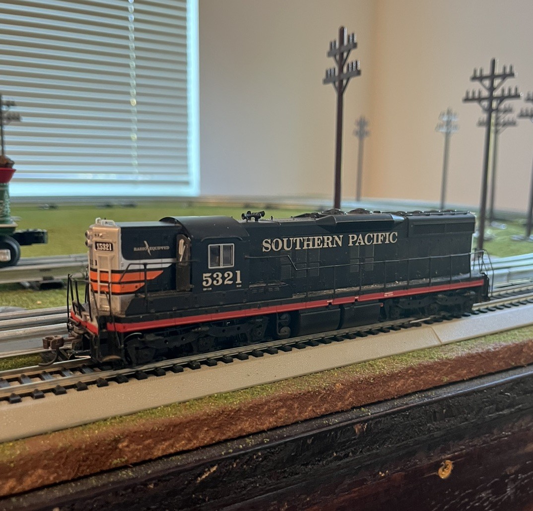 PROTO 2000 HO SOUTHERN PACIFIC SD7 5321 DCC EQUIPPED READ DESC