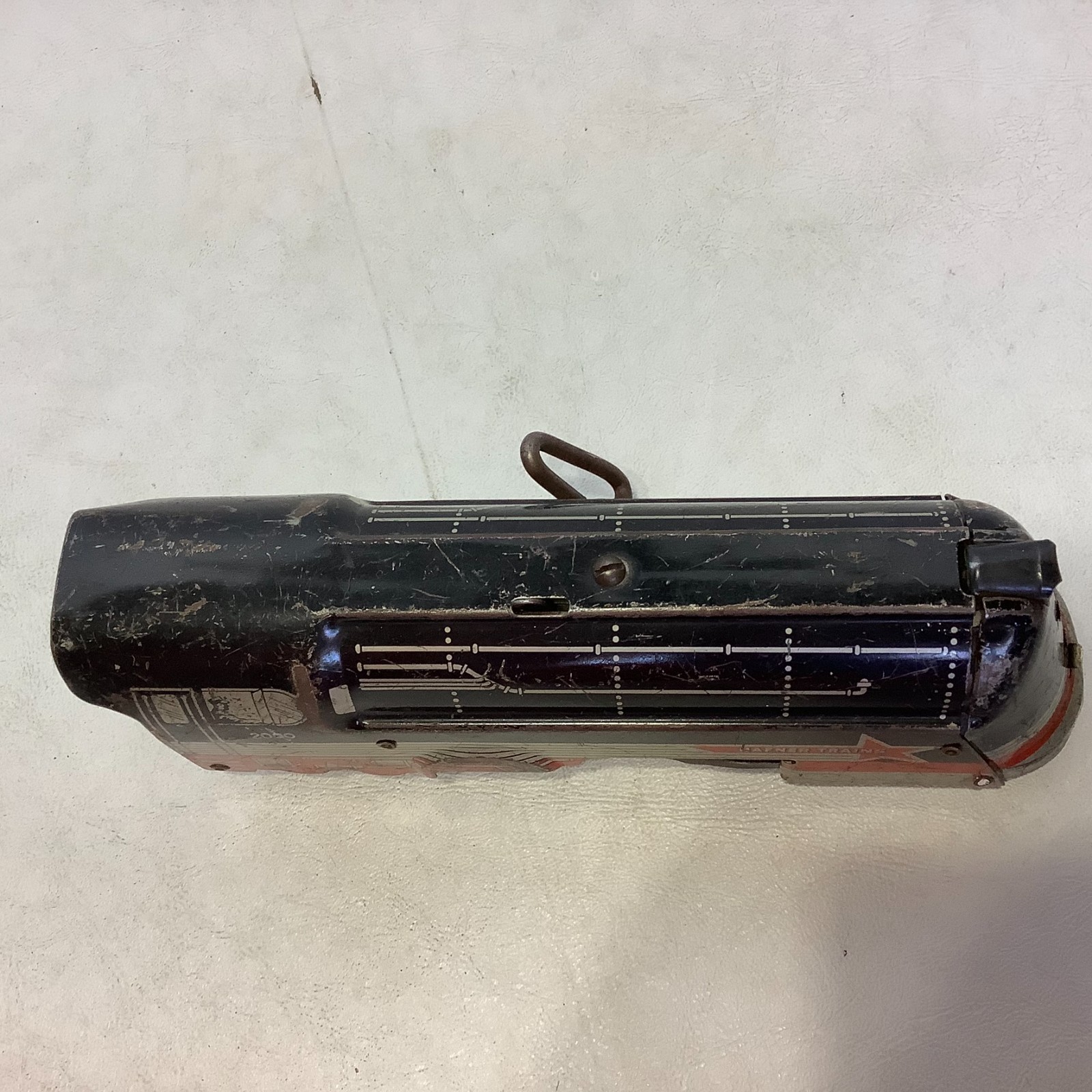 Hafner #2000 Tin Plate Wind-up Locomotive 8.5″ Long