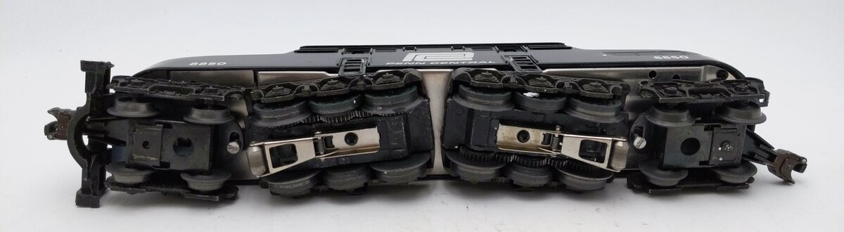 Lionel 6-8550 O Gauge Penn Central GG-1 Electric Locomotive #8850 EX/Box