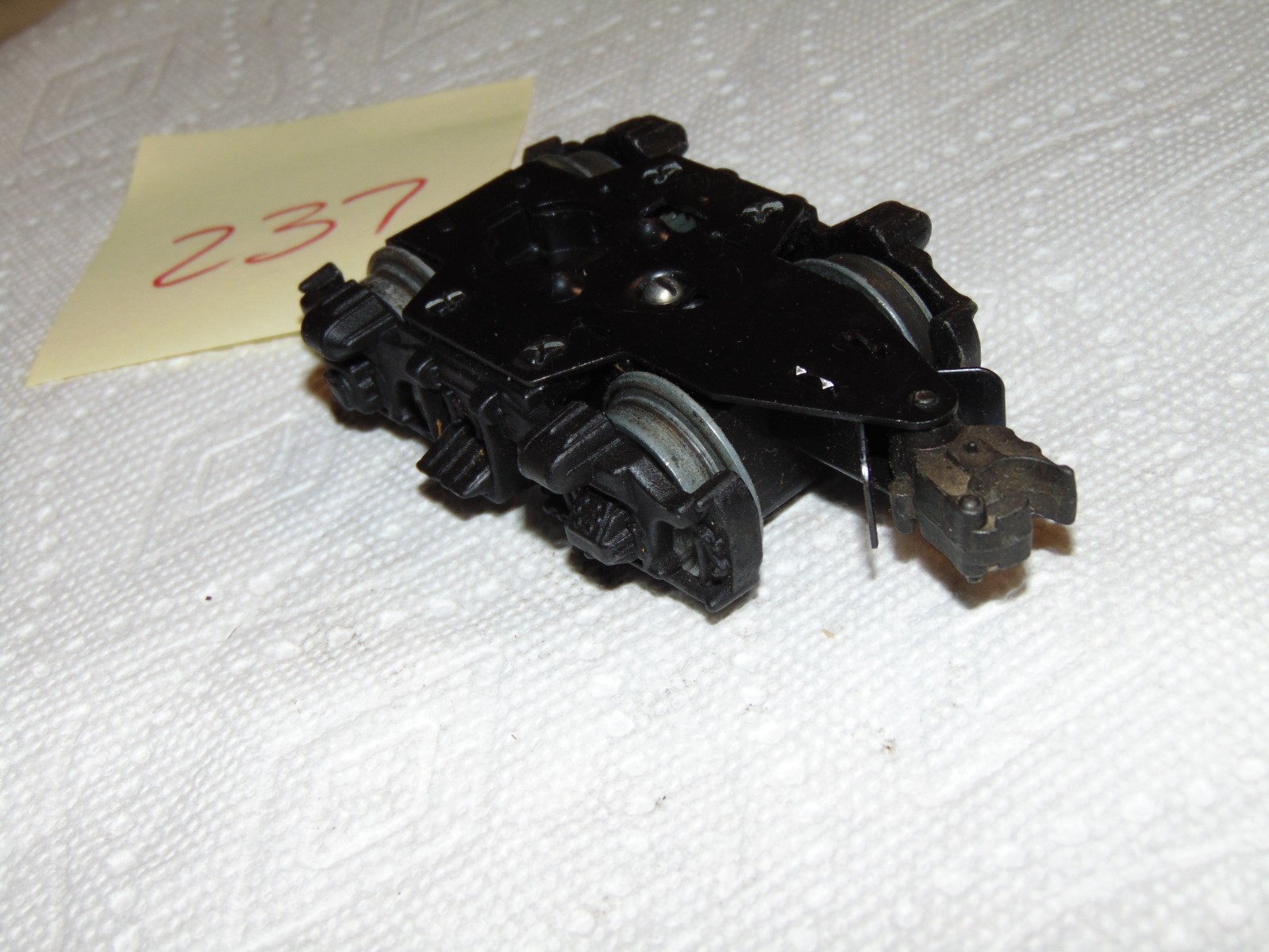 LIONEL MPC F3 REAR POWER TRUCK WITH TRACTION TIRE N237