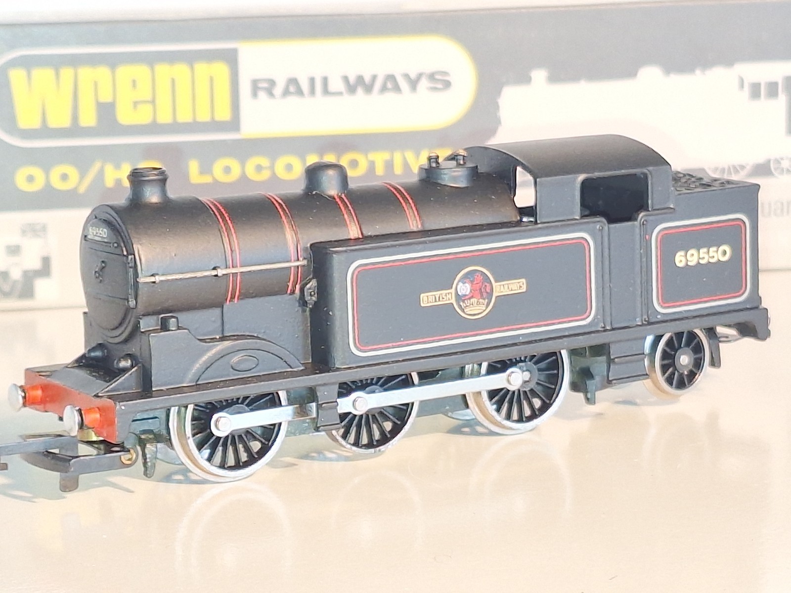 Wrenn W2216 BR 0-6-2 Tank Loco #69550. New Old Stock. Mint Cond. Boxed. OO Scale