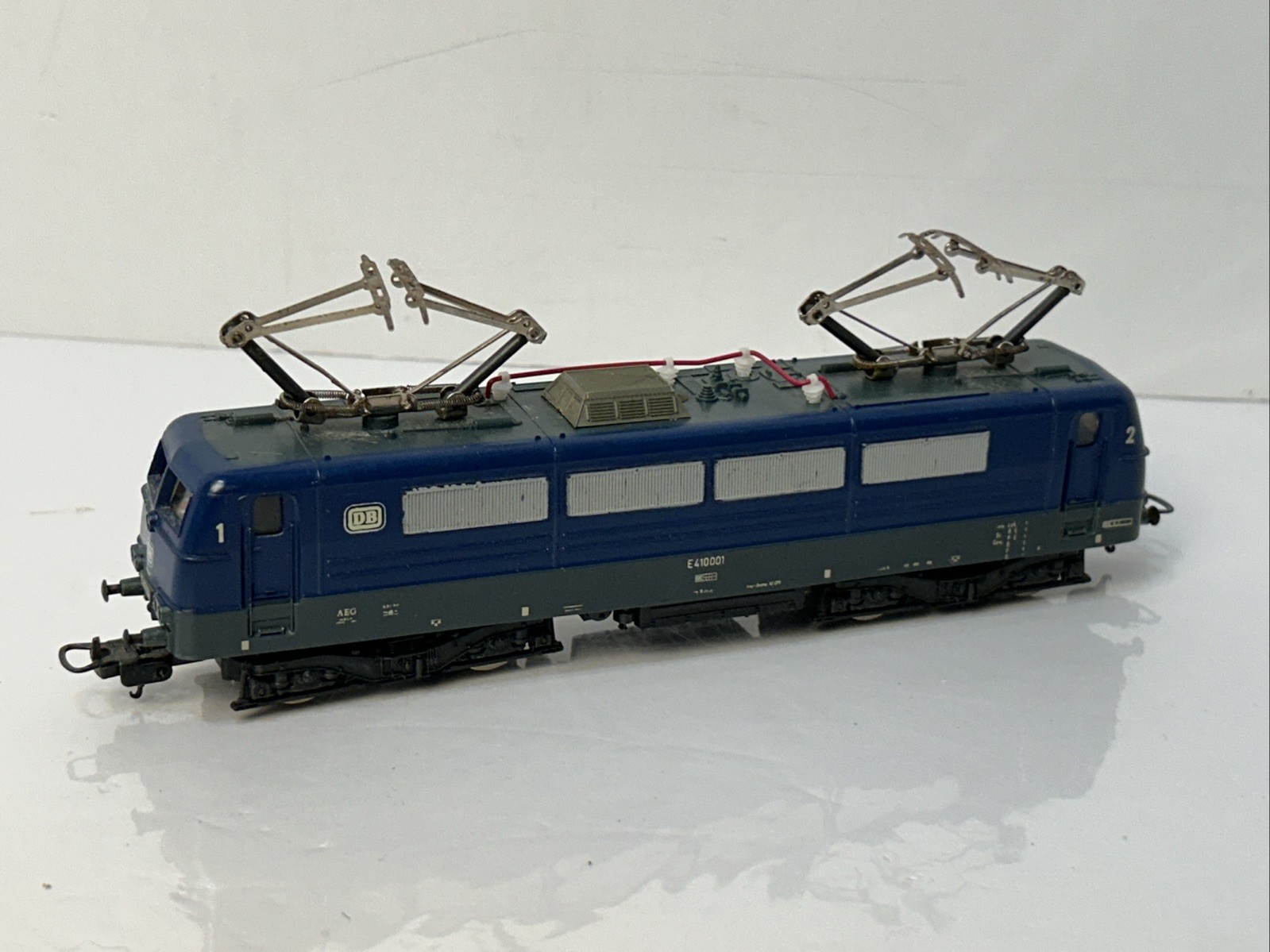 Lima Italy HO Scale 8032 Electric Loco DB #410001 AEG Berlin Line Powered Cool!