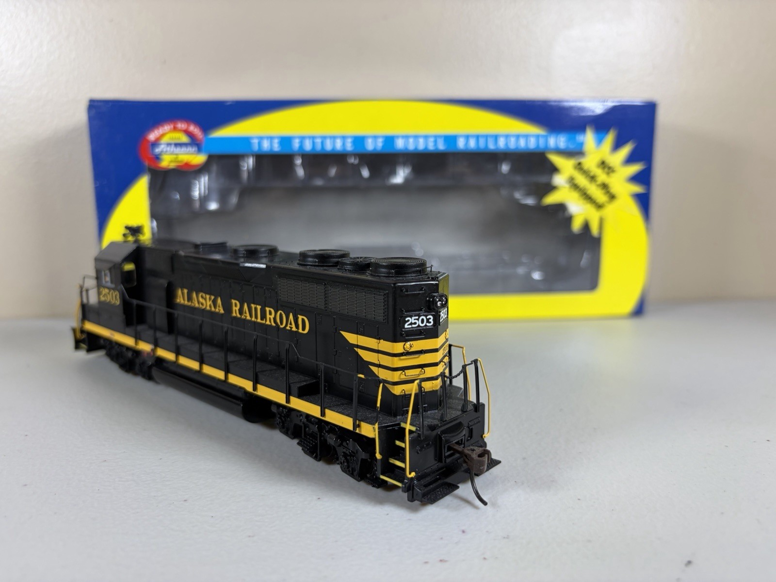HO Athearn RTR DCC Ready Alaska Railroad GP35 #2503