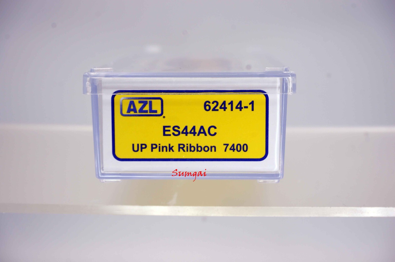 AZL-62414-1 UP Pink Ribbon ES44AC Diesel 7400 American Z Line Z Scale Z Gauge