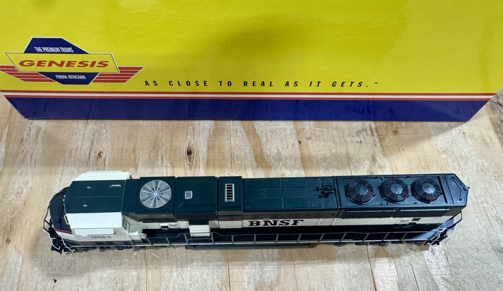 Athearn Genesis G6462 HO SD70MAC BN BNSF Executive Rd #9813 DCC Ready! New
